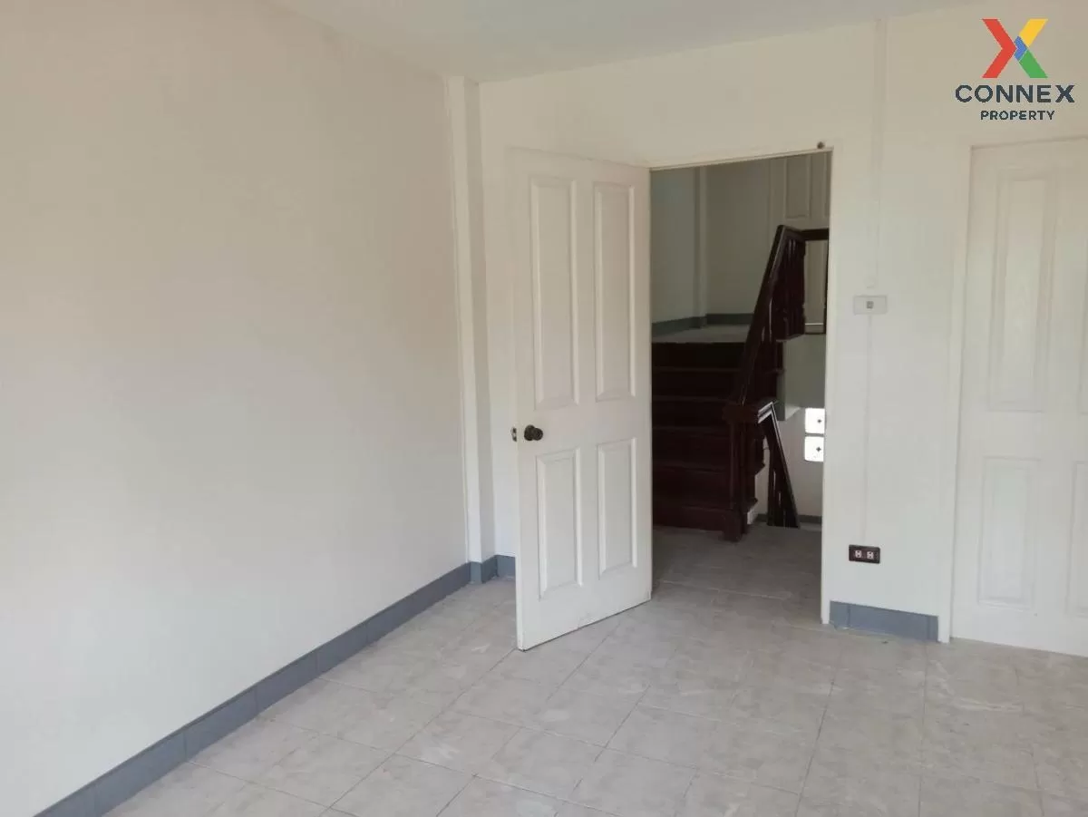 For Sale Townhouse/Townhome  , Nanthana Garden Rangsit , Ban Klan