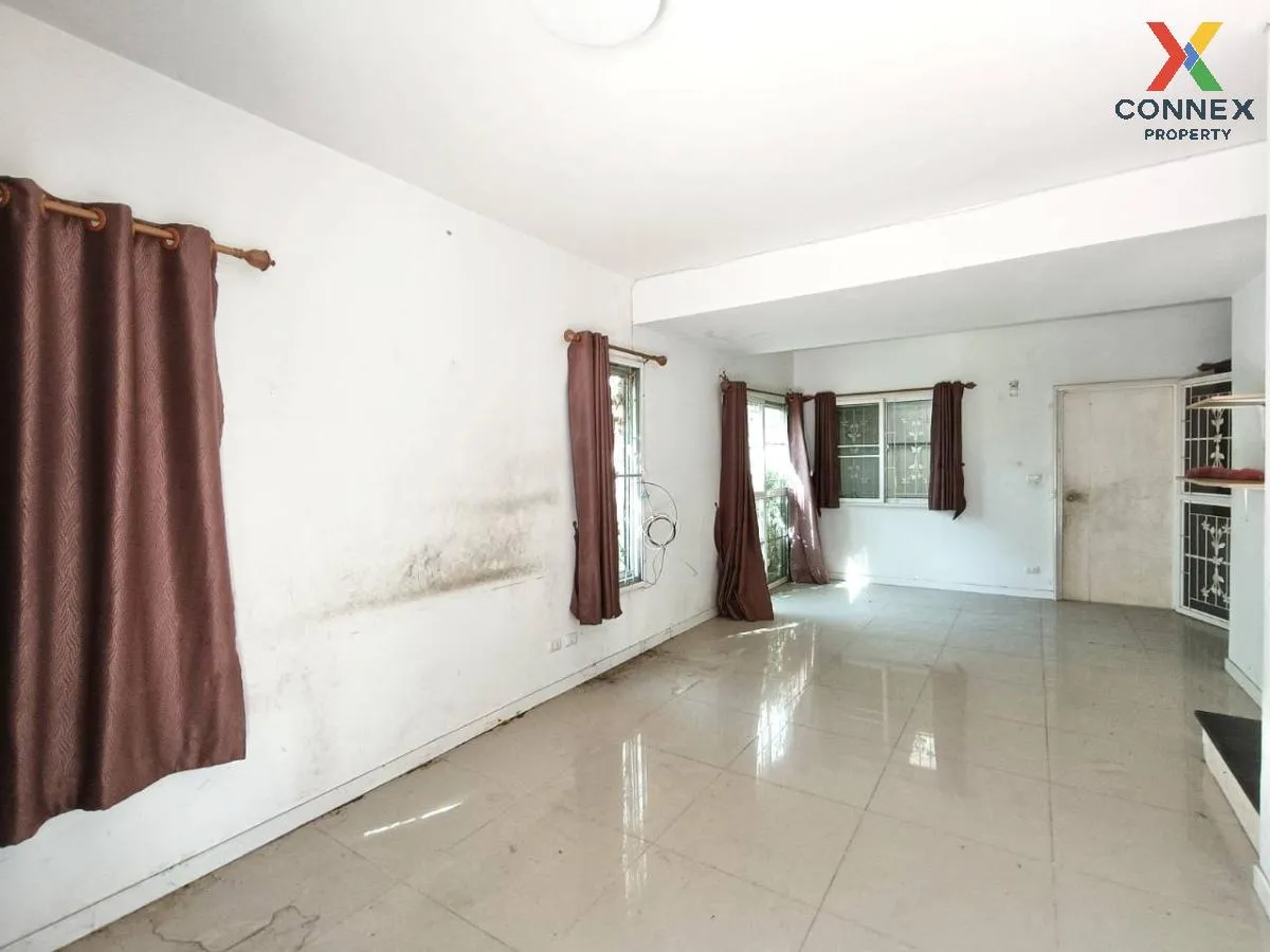 For Sale Townhouse/Townhome  , BAAN PRUKSA 86/2 LADKRABANG – SUVA