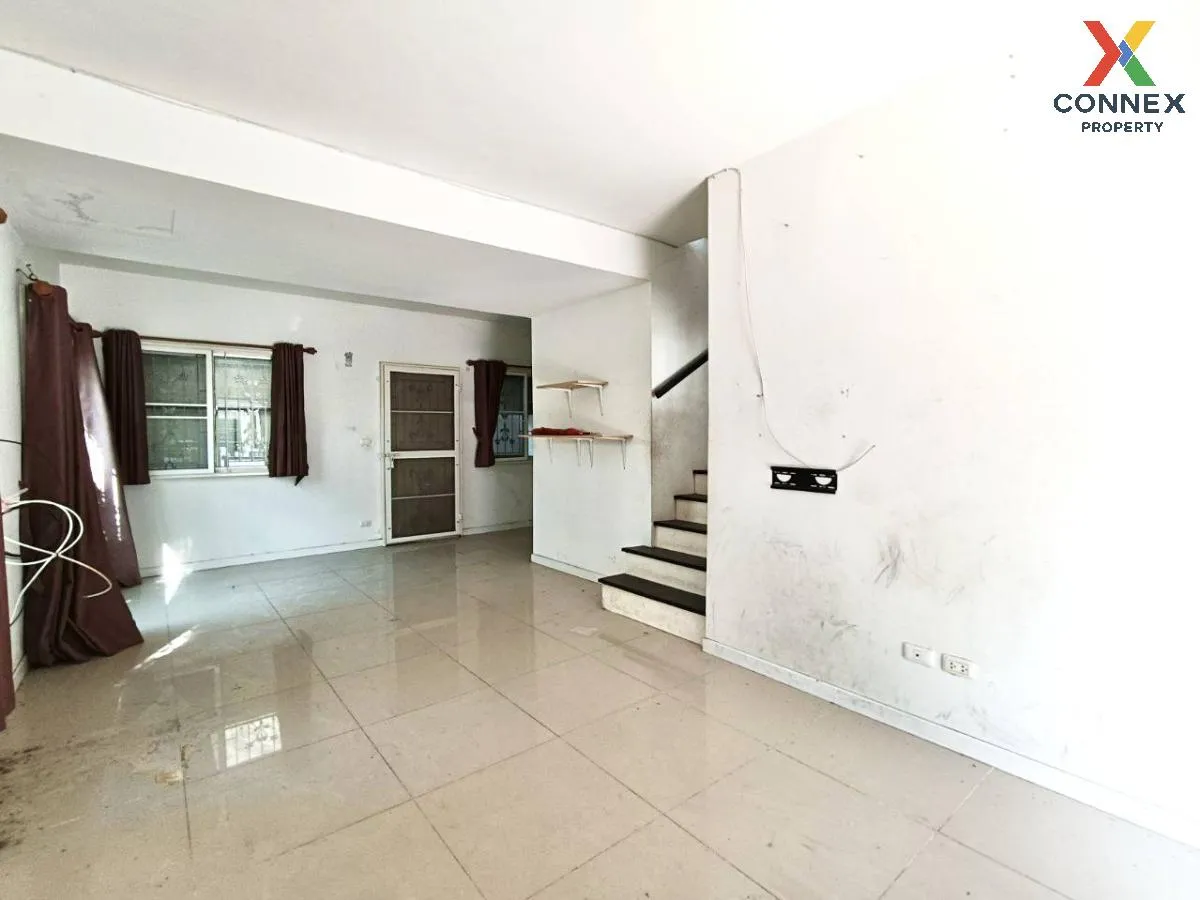 For Sale Townhouse/Townhome  , BAAN PRUKSA 86/2 LADKRABANG – SUVA