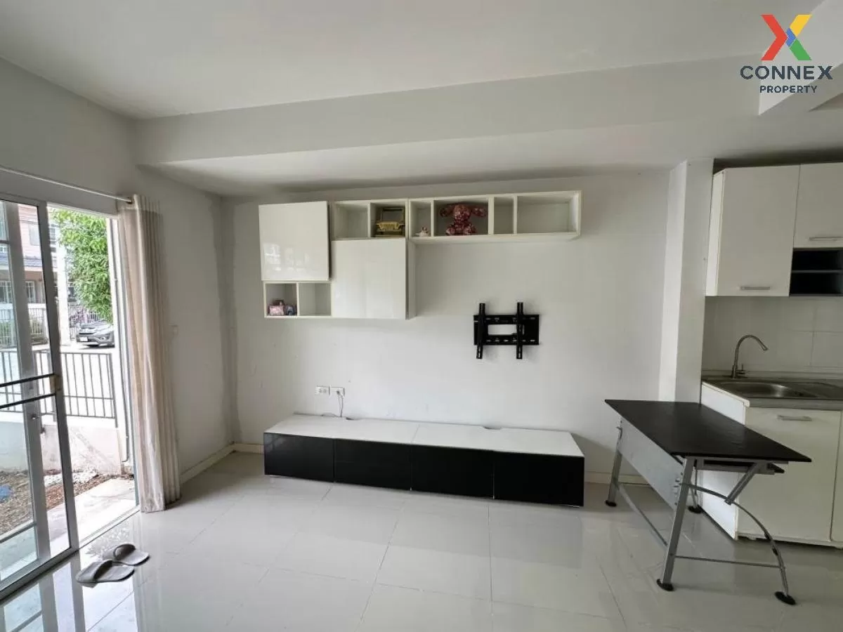 For Sale Townhouse/Townhome  , VILLAGGIO BANGNA , Bang Sao Thong  For Sale Townhouse/Townhome  , VILLAGGIO BANGNA , Bang Sao Thong  2