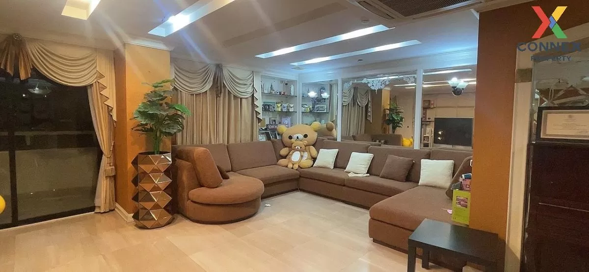 For Rent Condo , Las Colinas , high floor , MRT-Sukhumvit , Khlon 1