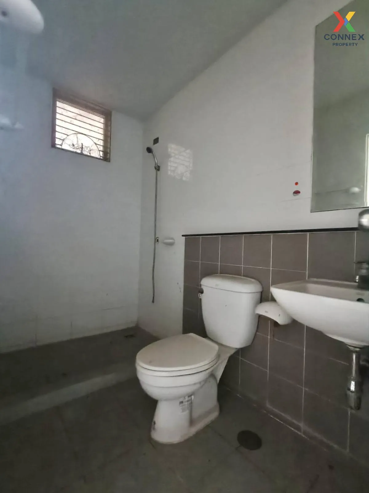 ขายทาวน์เฮ้าส์/ทาวน์โฮม  เดอะ คัลเลอร์ส พรีเมี่ยม รังสิต-ลำลูกกา 