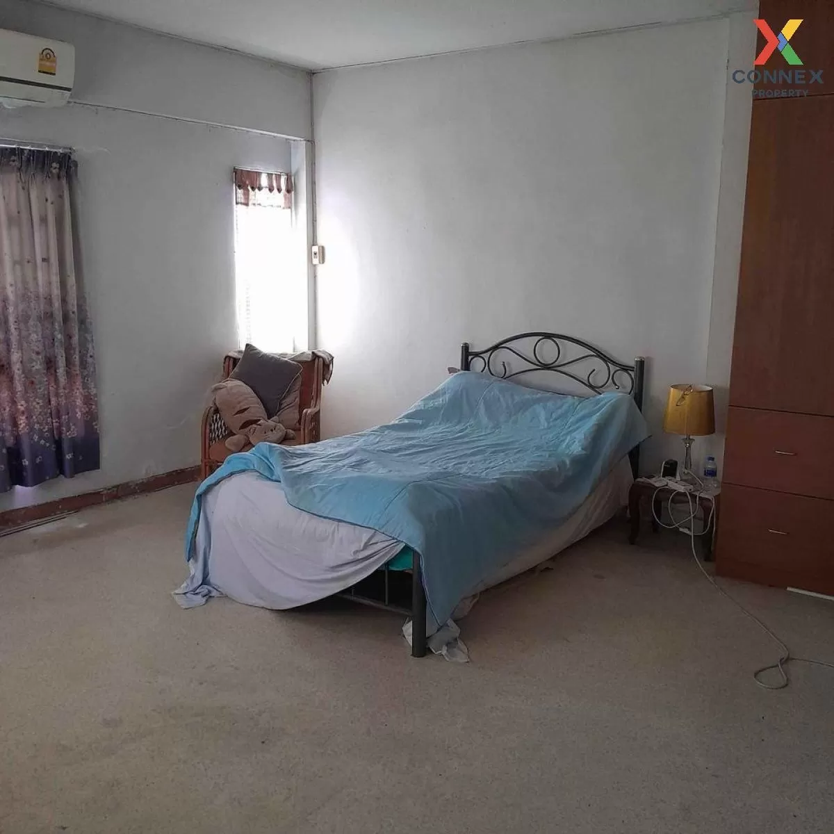 For Sale Townhouse/Townhome  , Nanthana Garden Maneerin Lake and  3