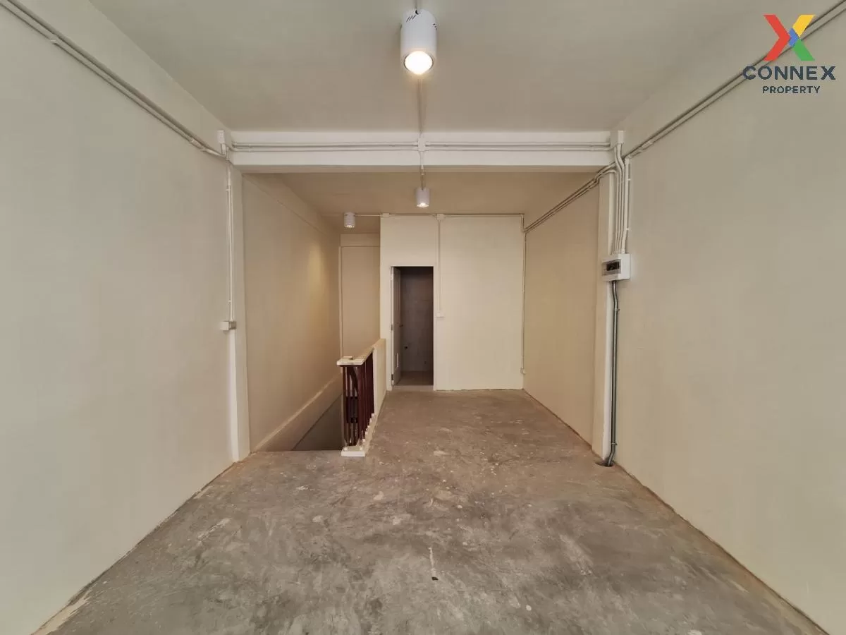 ขายอาคารพาณิชย์  4 ชั้น + 1 ดาดฟ้า เยาวราช-เจริญกรุง-พระราม 4 ป้อ ขายอาคารพาณิชย์  4 ชั้น + 1 ดาดฟ้า เยาวราช-เจริญกรุง-พระราม 4 ป้อ