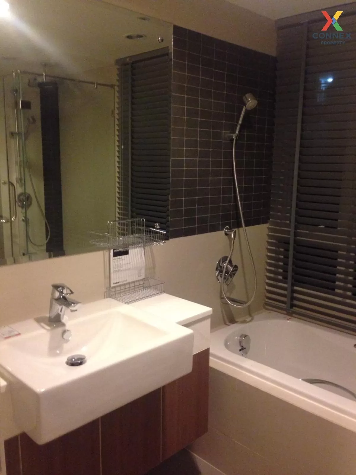 For Rent Condo , The Crest Sukhumvit 49 , BTS-Thong Lo , Khlong T