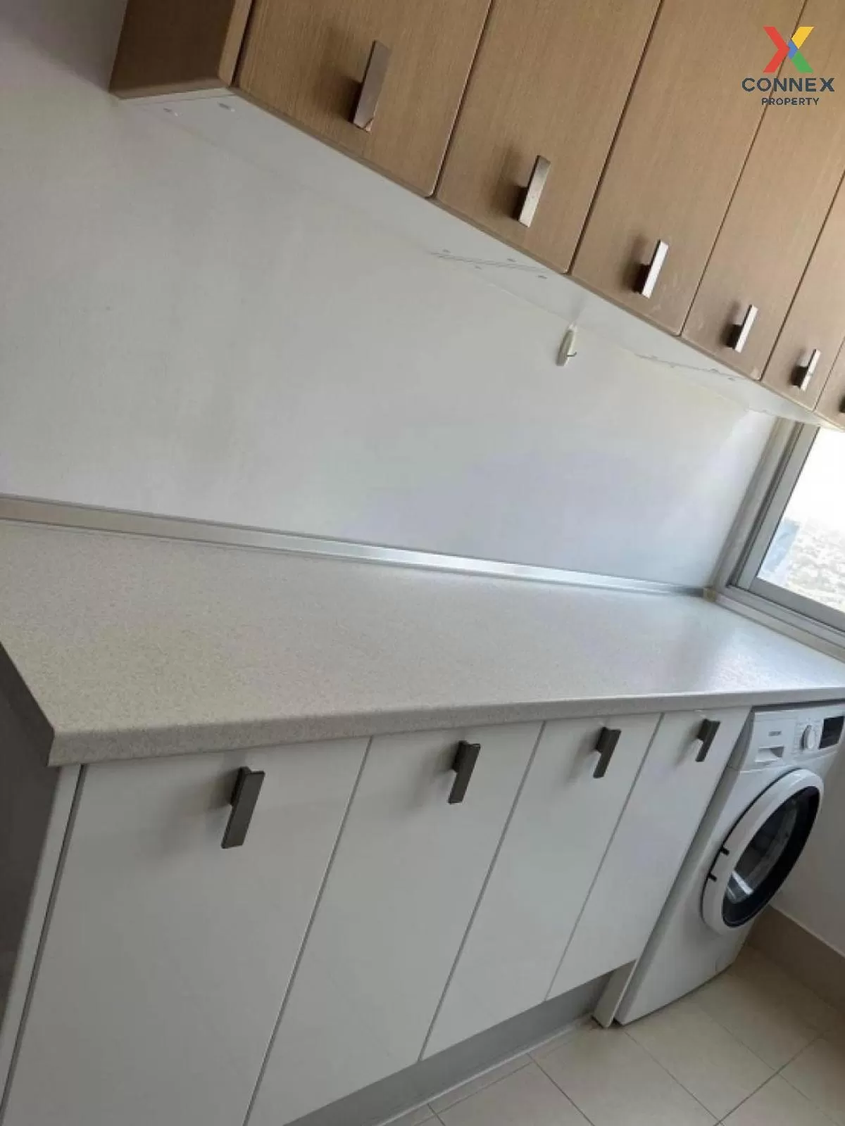 เช่าคอนโด  ศุภาลัย ปาร์ค เอกมัย - ทองหล่อ เพนท์เฮ้าส์ BTS-เอกมัย 