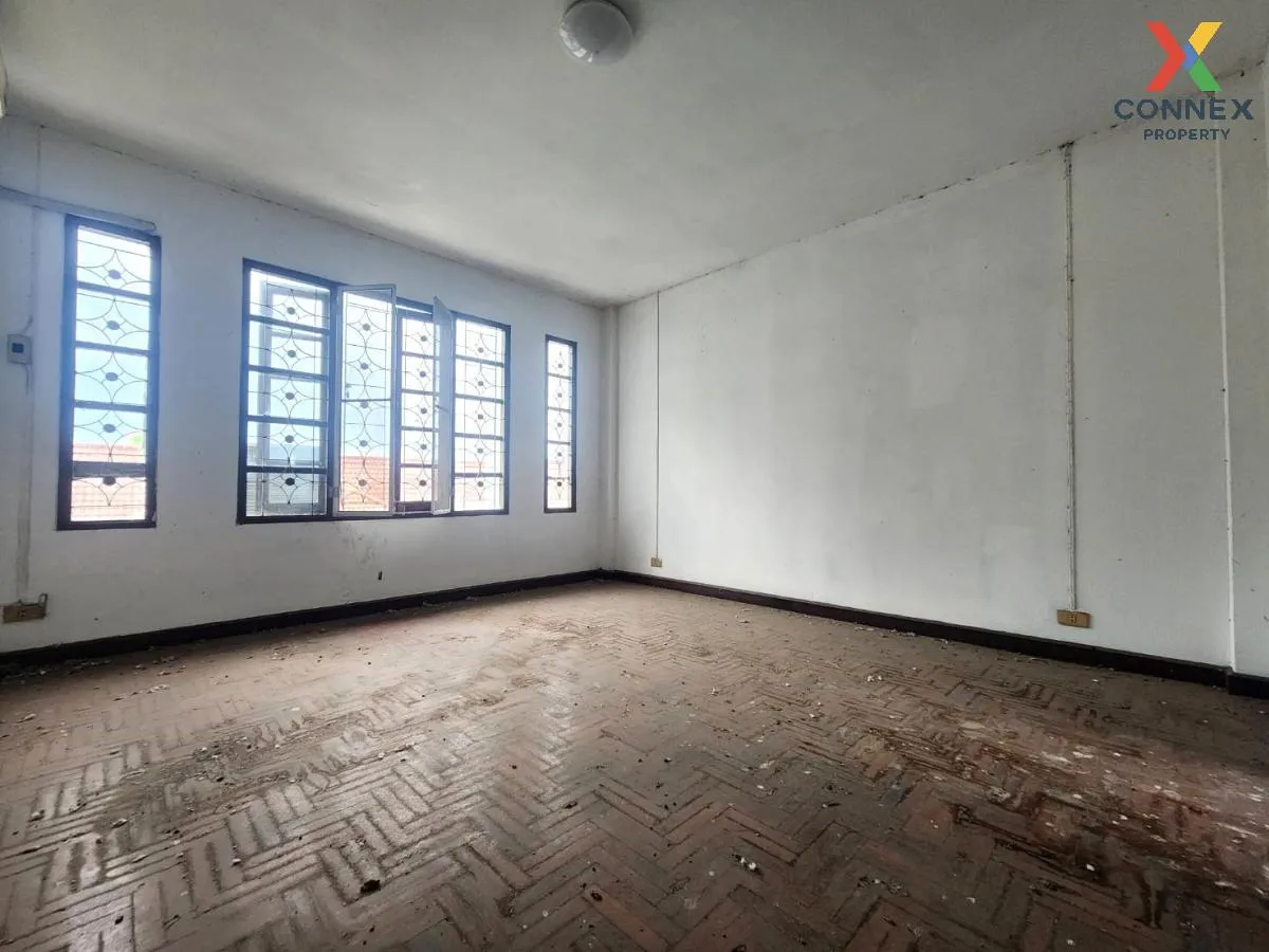 For Sale Townhouse/Townhome  , Baan Bussarin Pinklao , Krathum Lo For Sale Townhouse/Townhome  , Baan Bussarin Pinklao , Krathum Lo