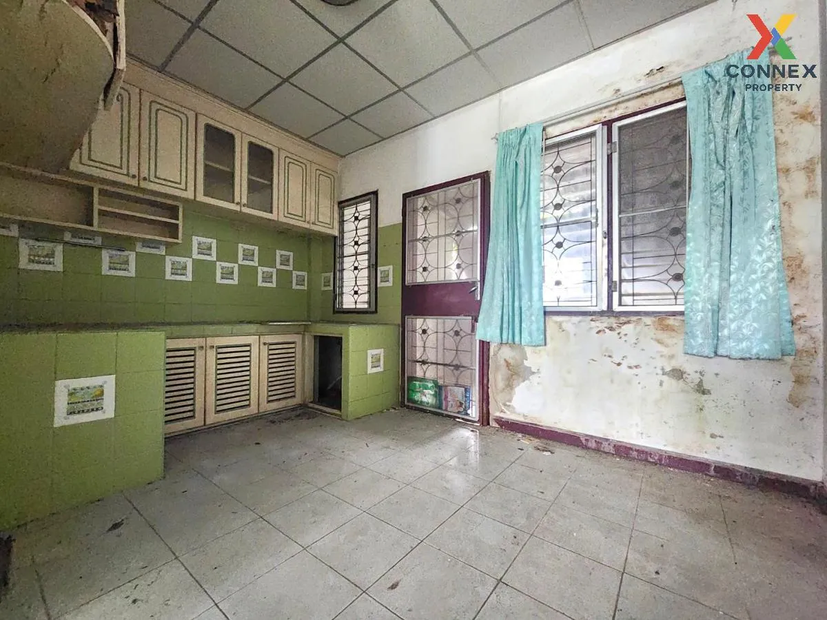 For Sale Townhouse/Townhome  , Baan Bussarin Pinklao , Krathum Lo For Sale Townhouse/Townhome  , Baan Bussarin Pinklao , Krathum Lo