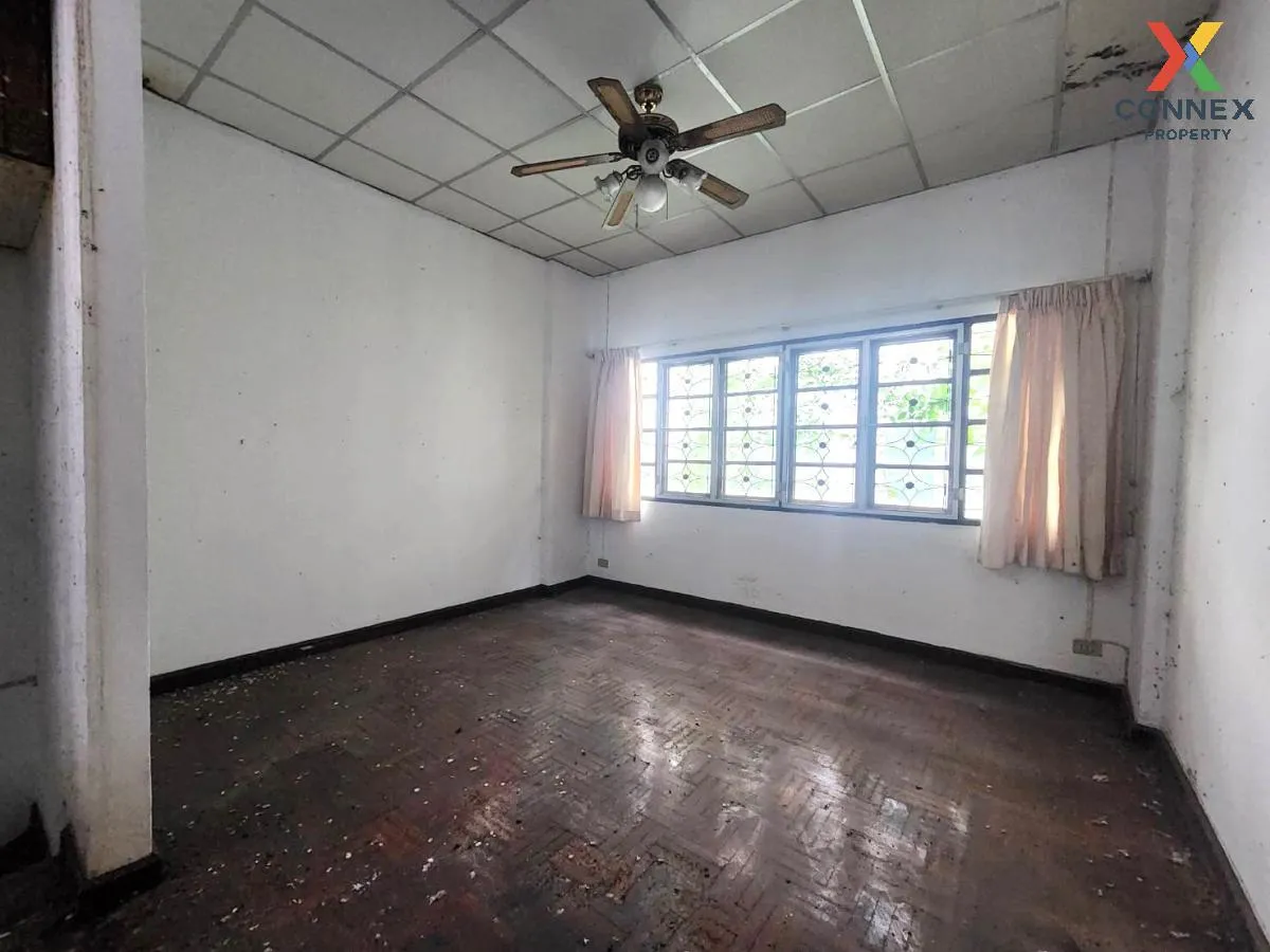 For Sale Townhouse/Townhome  , Baan Bussarin Pinklao , Krathum Lo For Sale Townhouse/Townhome  , Baan Bussarin Pinklao , Krathum Lo