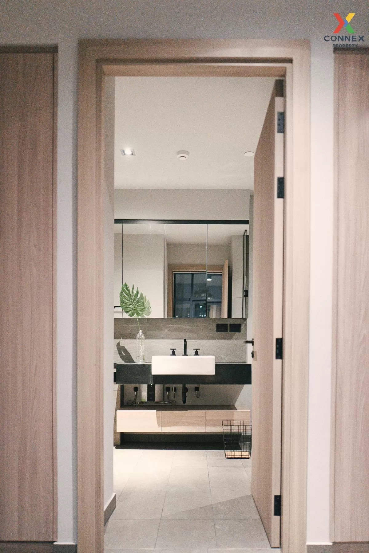 เช่าคอนโด  เดอะ ลอฟท์ อโศก MRT-เพชรบุรี คลองเตยเหนือ เขต วัฒนา กร