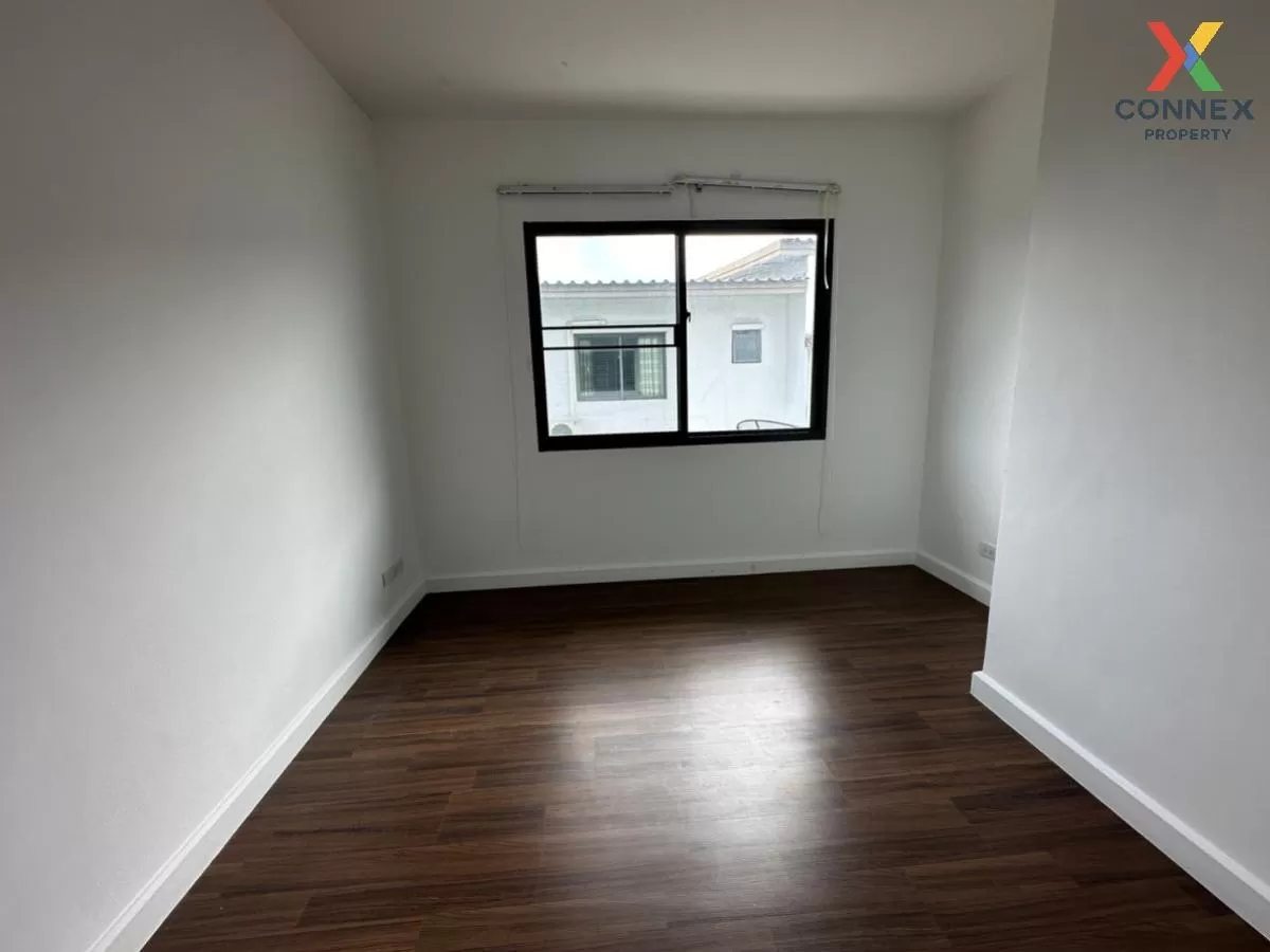 For Sale Townhouse/Townhome  ,  TOWN AVENUE RAMA 2 SOI 30 , corne