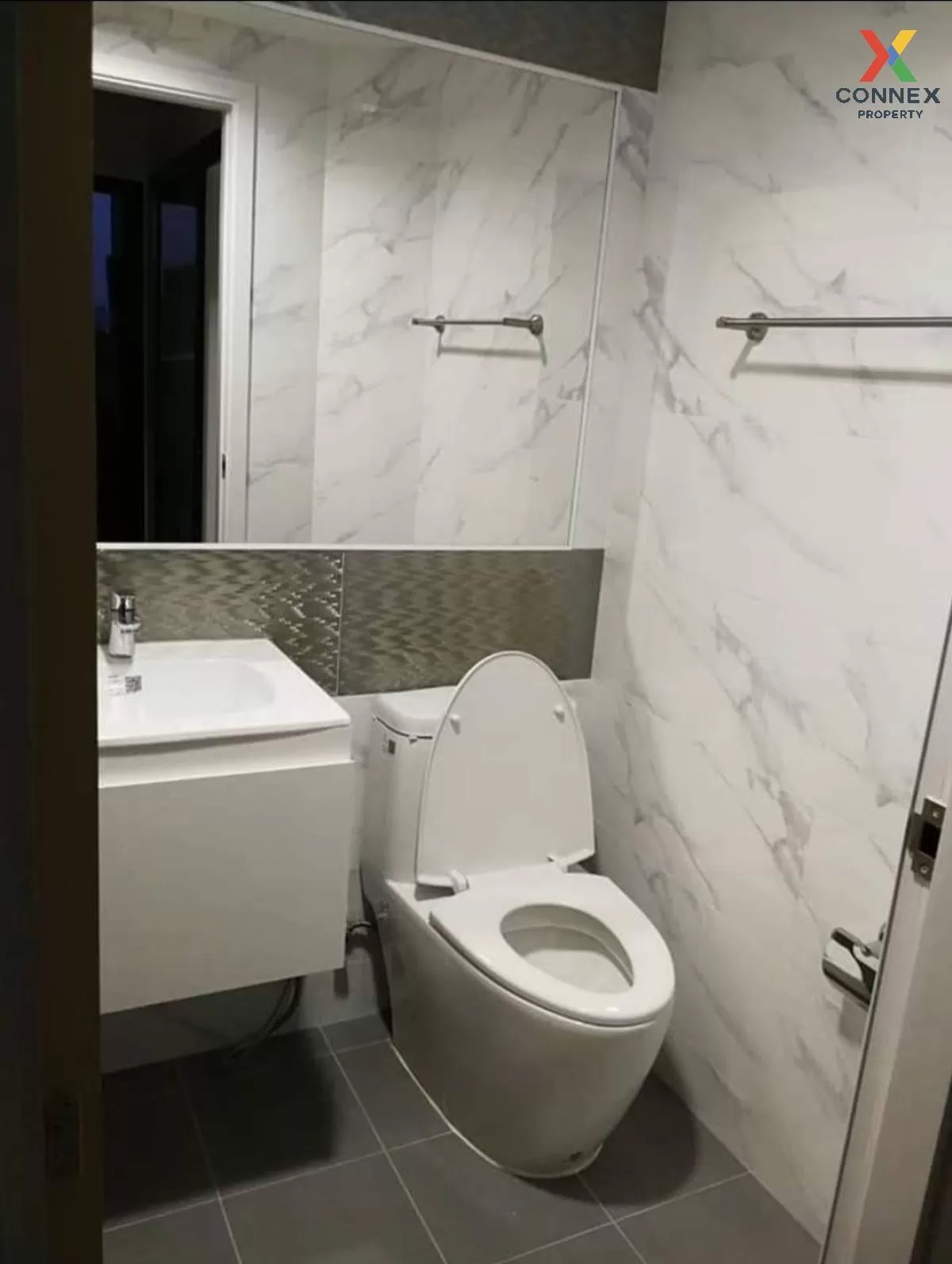 เช่าคอนโด  ไรส์ พระราม 9 ARL-รามคำแหง บางกะปิ เขต ห้วยขวาง กรุงเท