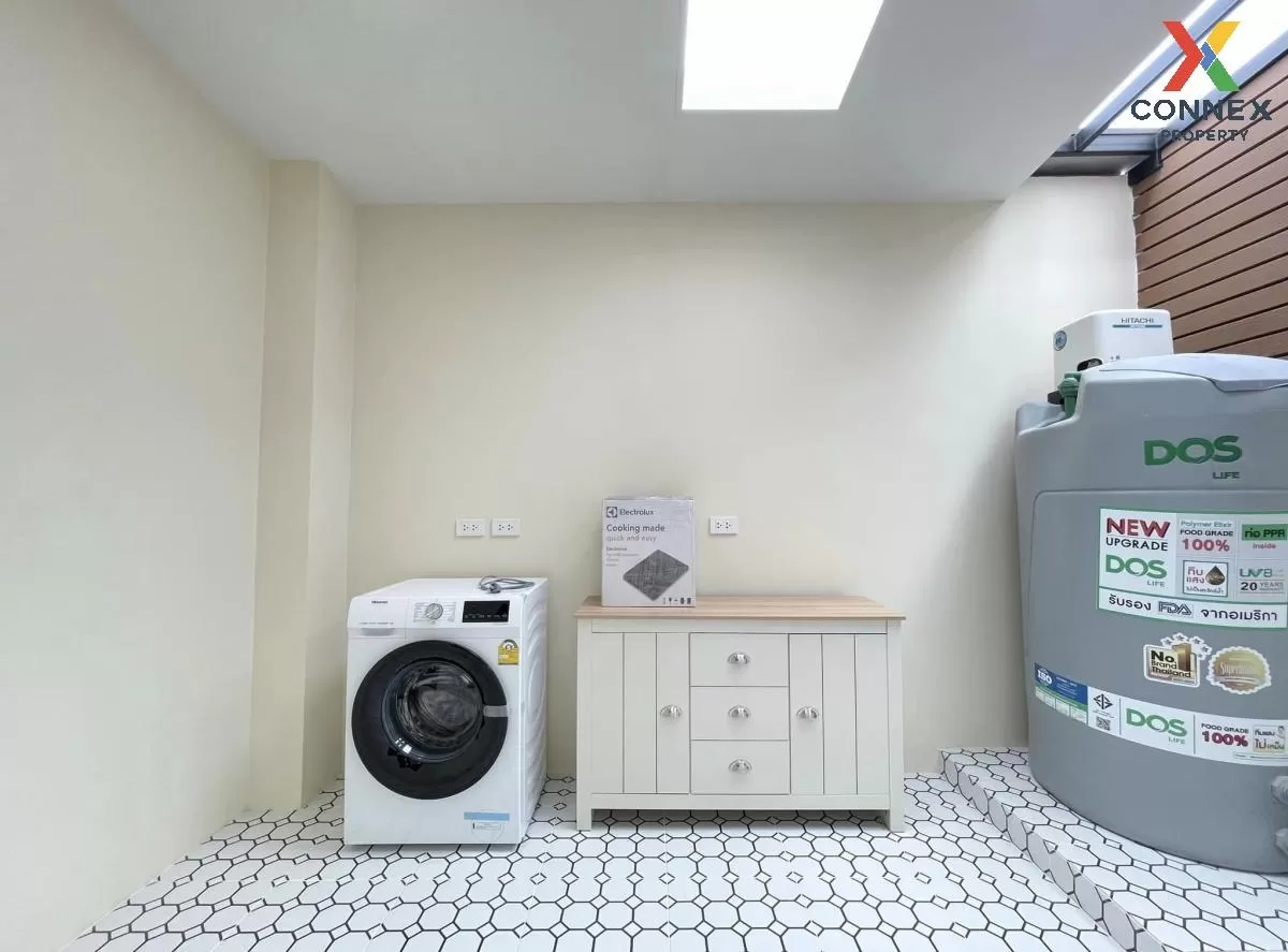 For Rent Townhouse/Townhome  , Altitude Kraf Bangna , Bang Kaeo ,