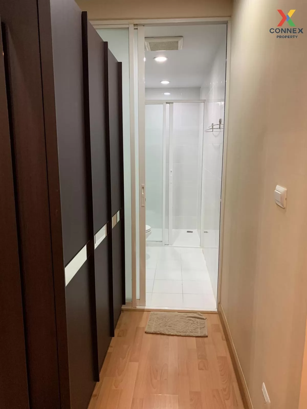 เช่าคอนโด  ทัวร์มาลีน ไลท์ สาทร-ตากสิน BTS-กรุงธนบุรี คลองต้นไทร 