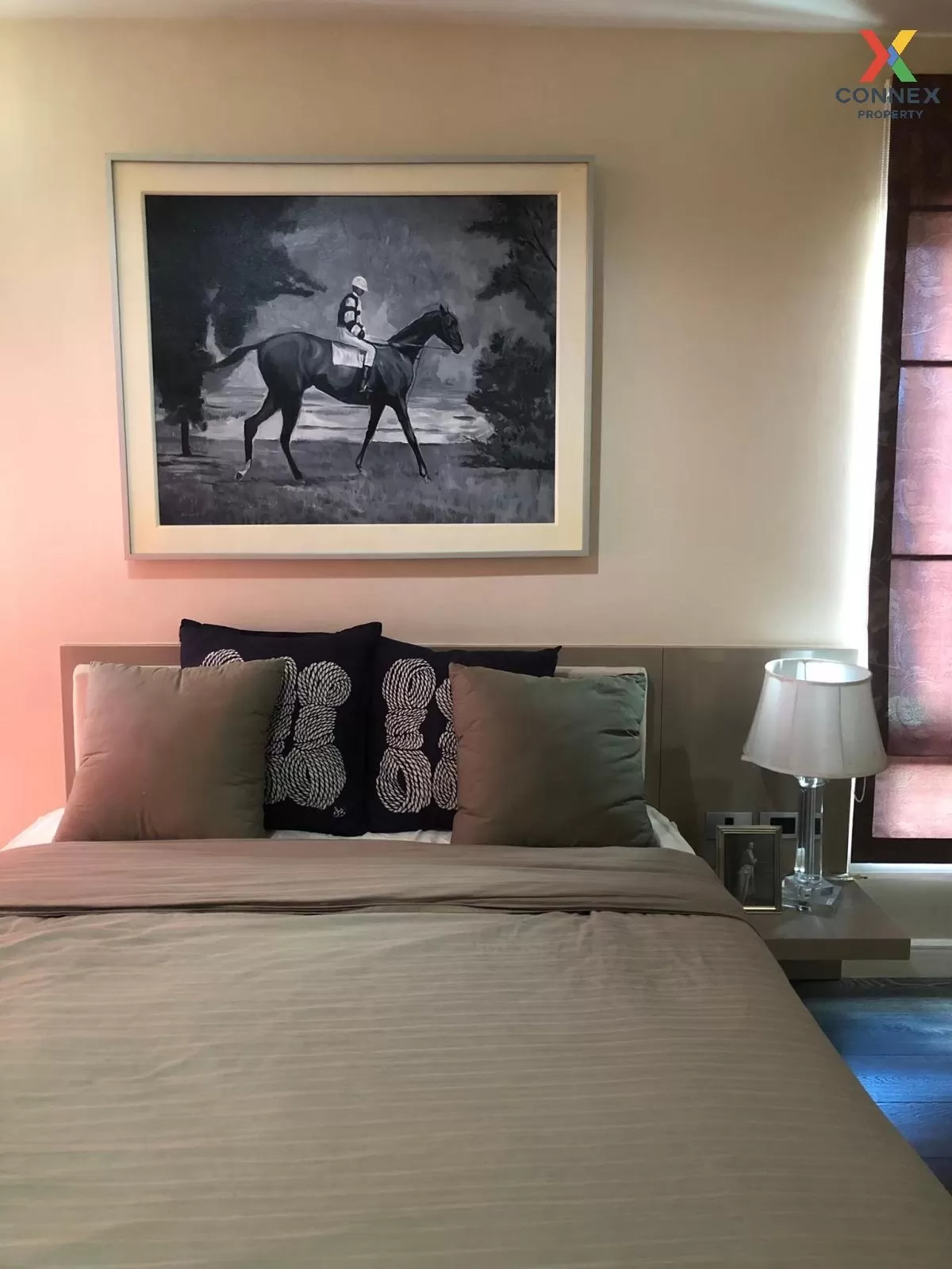 เช่าคอนโด  เดอะเครสท์ สุขุมวิท49 BTS-ทองหล่อ คลองเตยเหนือ เขต วัฒ