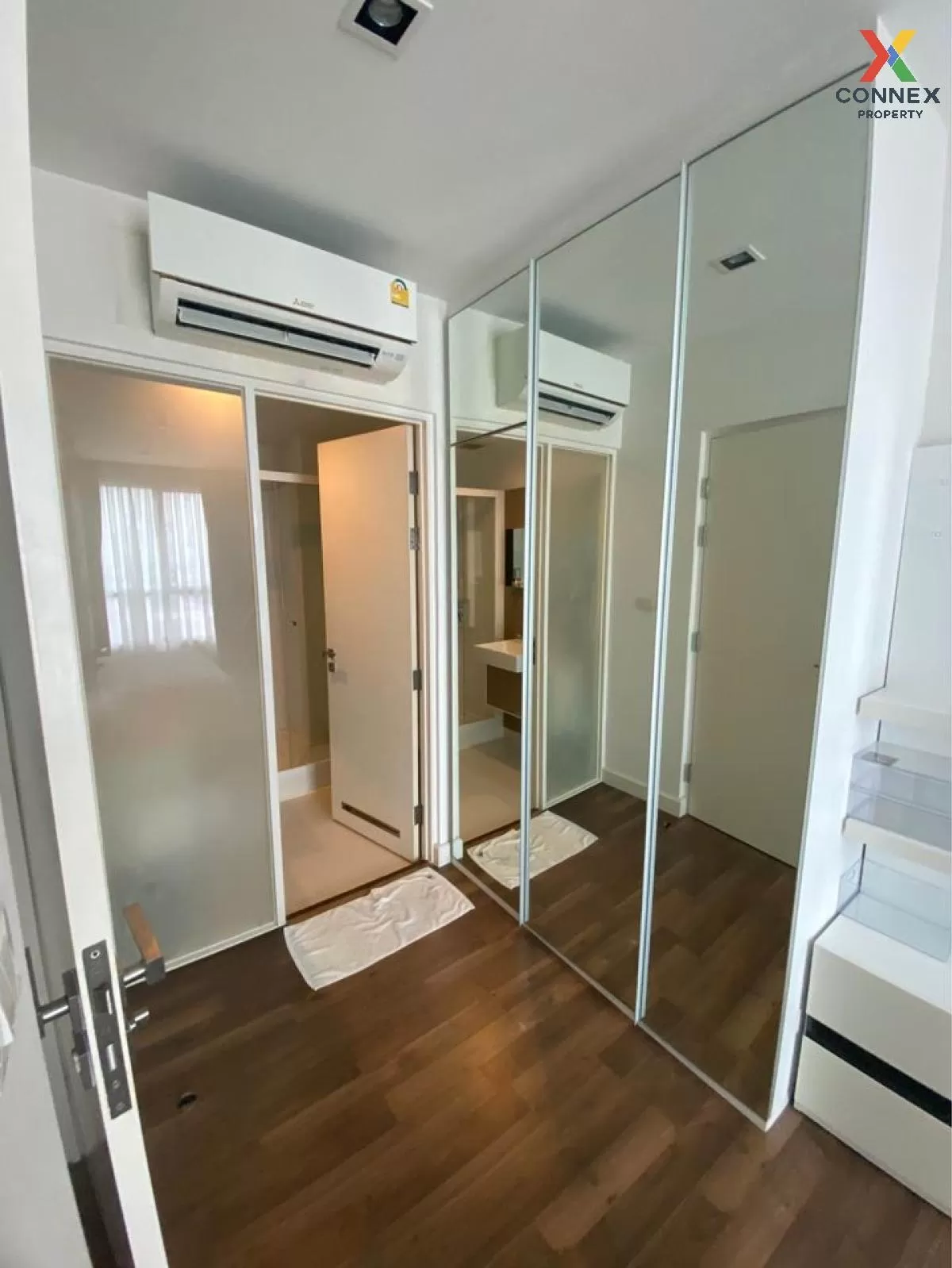 เช่าคอนโด  เดอะ รูม สาทร - ตากสิน BTS-โพธิ์นิมิตร บางยี่เรือ เขต 