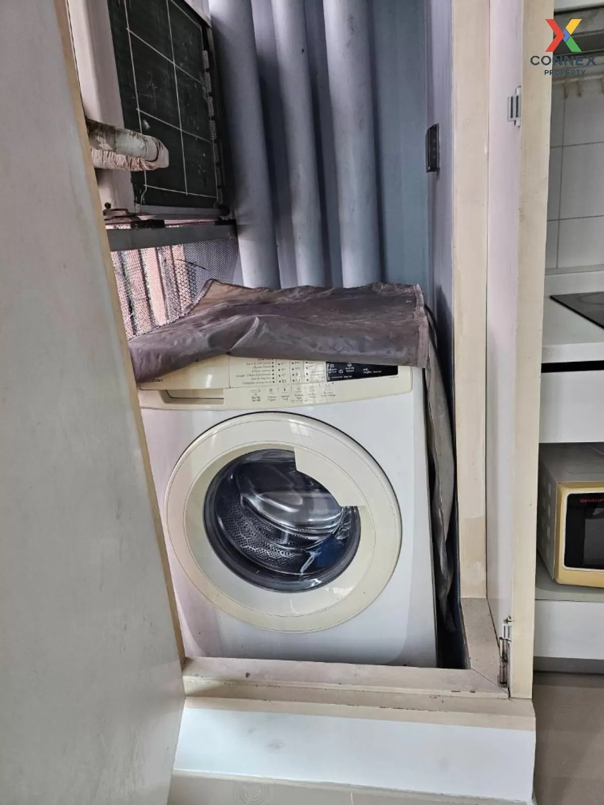 เช่าคอนโด  เซ็นทริค รัชดา - สุทธิสาร MRT-สุทธิสาร สุทธิสาร เขต ดิ 3