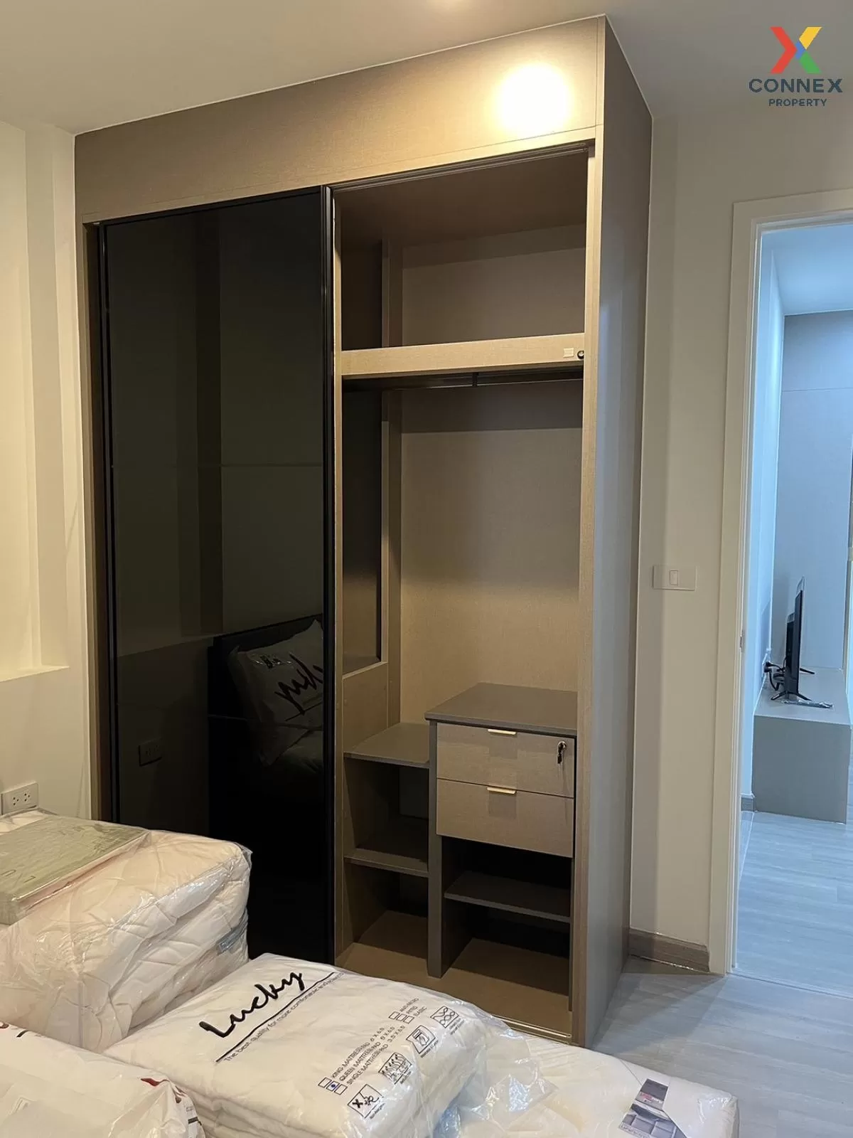 For Rent Condo , The President Charan - Yaek Fai Chai Station , M