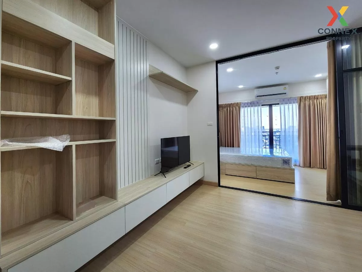 For Rent Condo , Supalai Loft Yaek Fai Chai station , corner unit 1