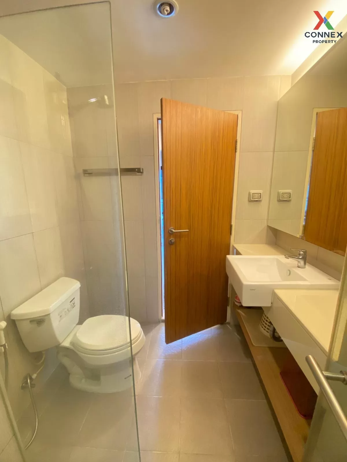 เช่าคอนโด  ซีนิธ เพลส สุขุมวิท 42 BTS-เอกมัย พระโขนง เขต คลองเตย 