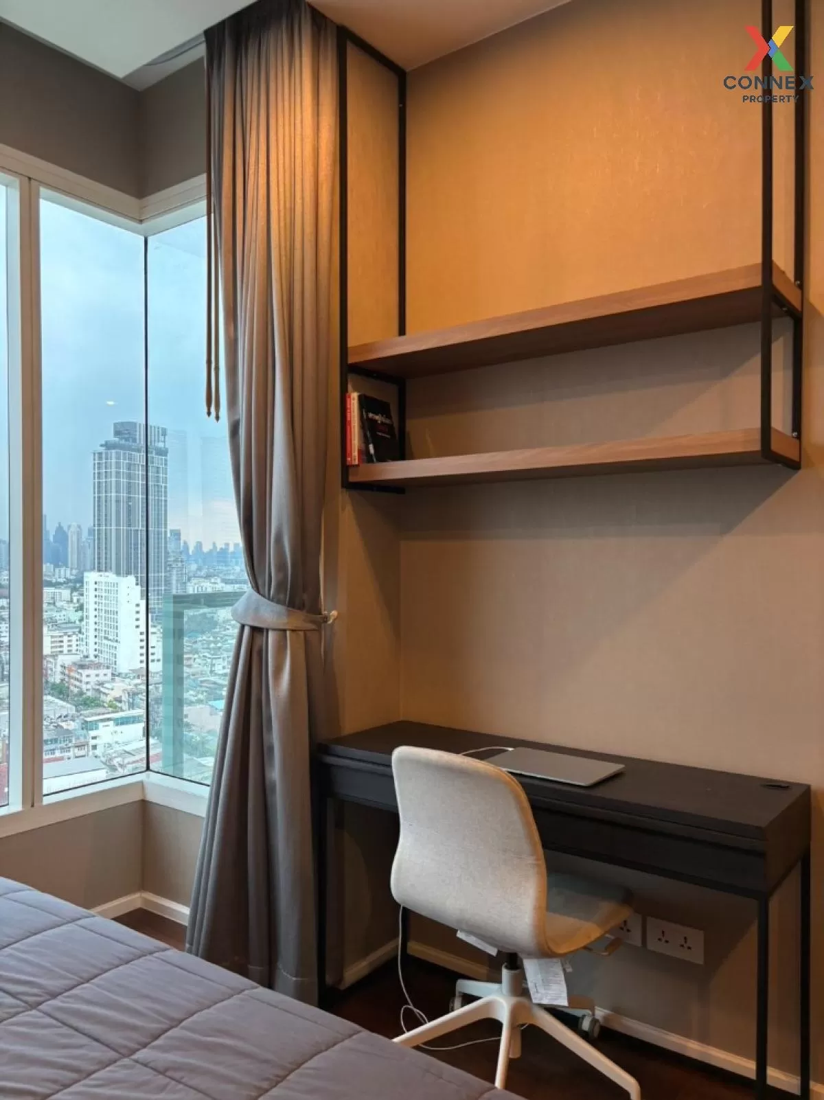 For Rent Condo , Menam Residences , BTS-Saphan Taksin , Wat Phray