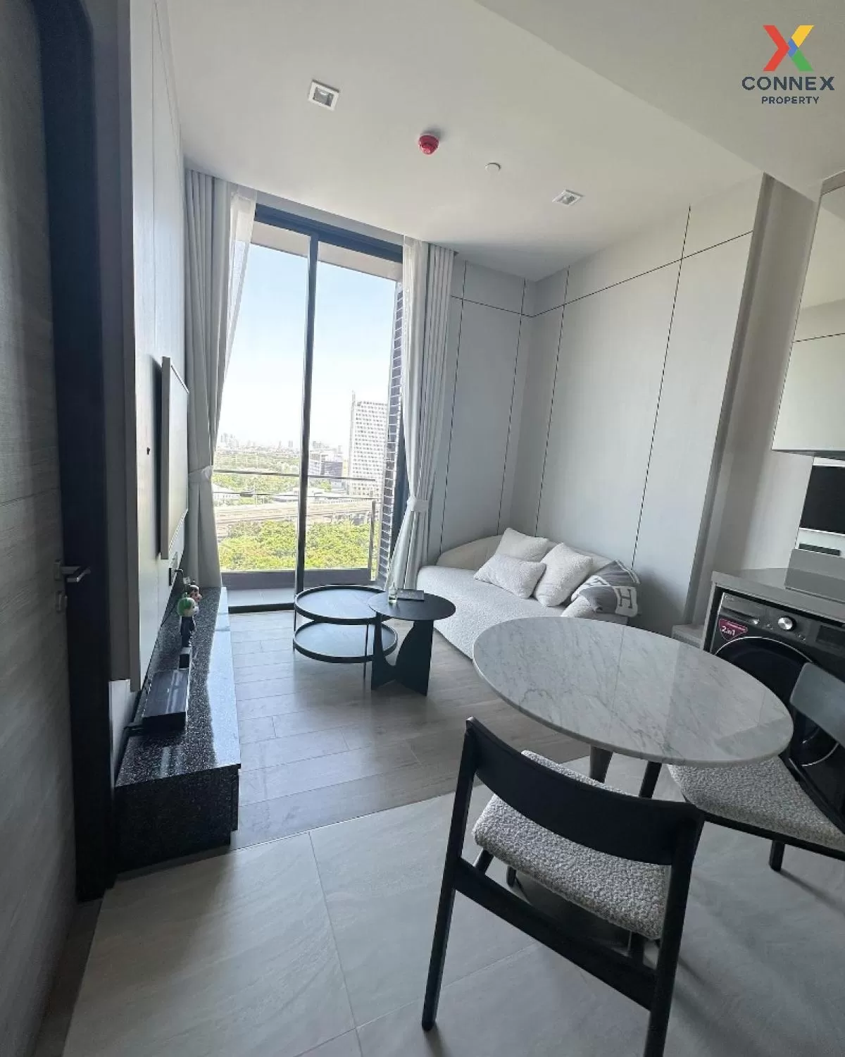 เช่าคอนโด  เดอะ เครสท์ พาร์ค เรสซิเดนซ์  MRT-พหลโยธิน จอมพล  เขต  1