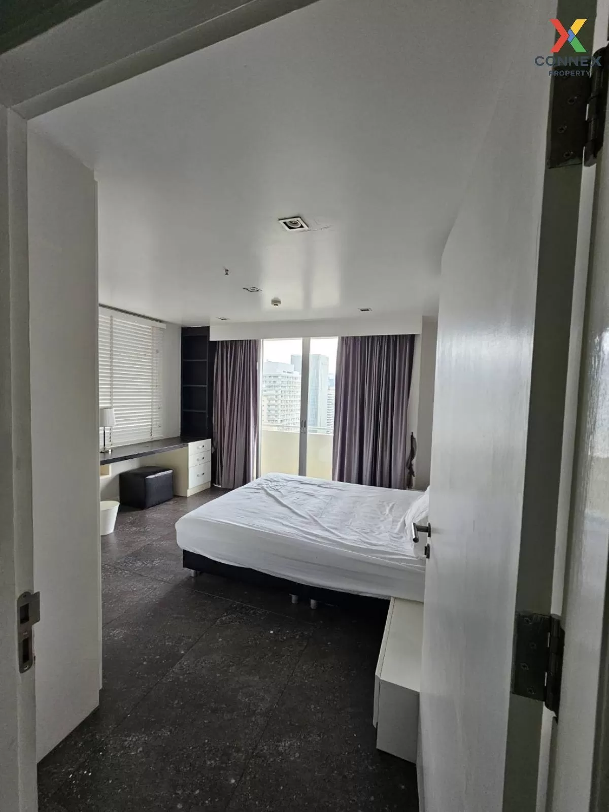 ขายคอนโด  อโศก เพลส BTS-อโศก คลองเตยเหนือ เขต วัฒนา กรุงเทพ CX-87