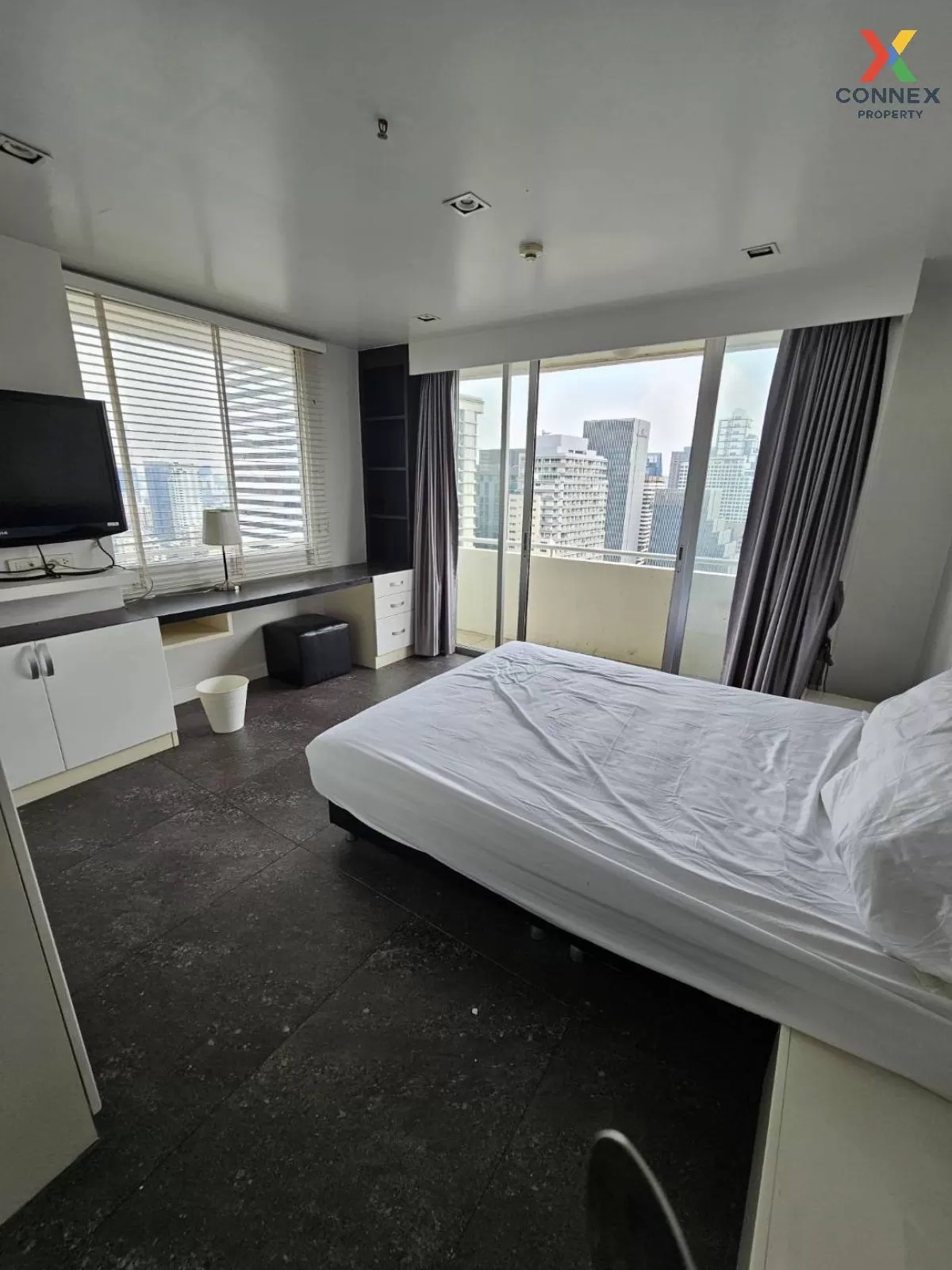 ขายคอนโด  อโศก เพลส BTS-อโศก คลองเตยเหนือ เขต วัฒนา กรุงเทพ CX-87