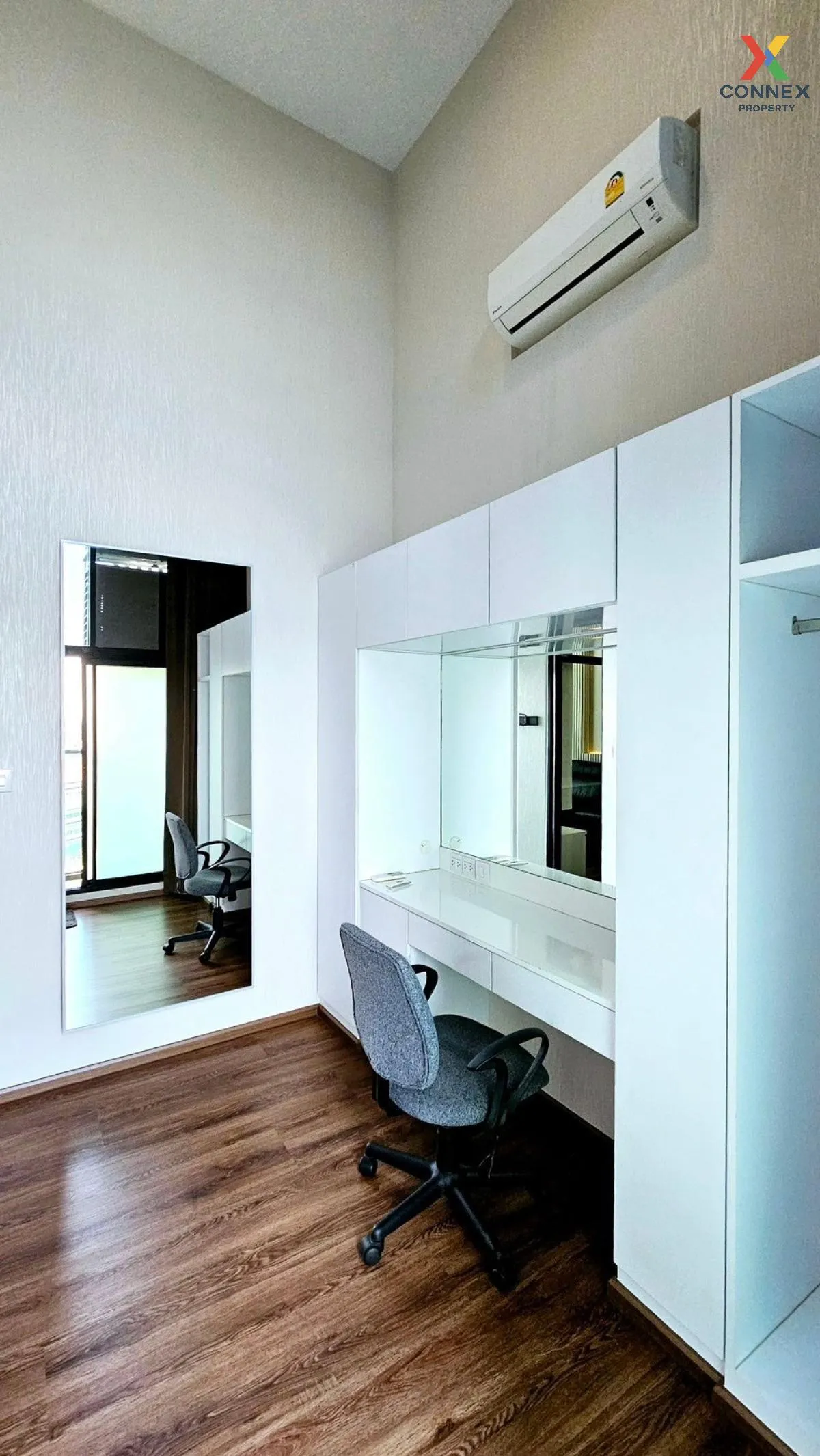 For Sale Condo , Knightsbridge Phaholyothin Interchange , Duplex  For Sale Condo , Knightsbridge Phaholyothin Interchange , Duplex