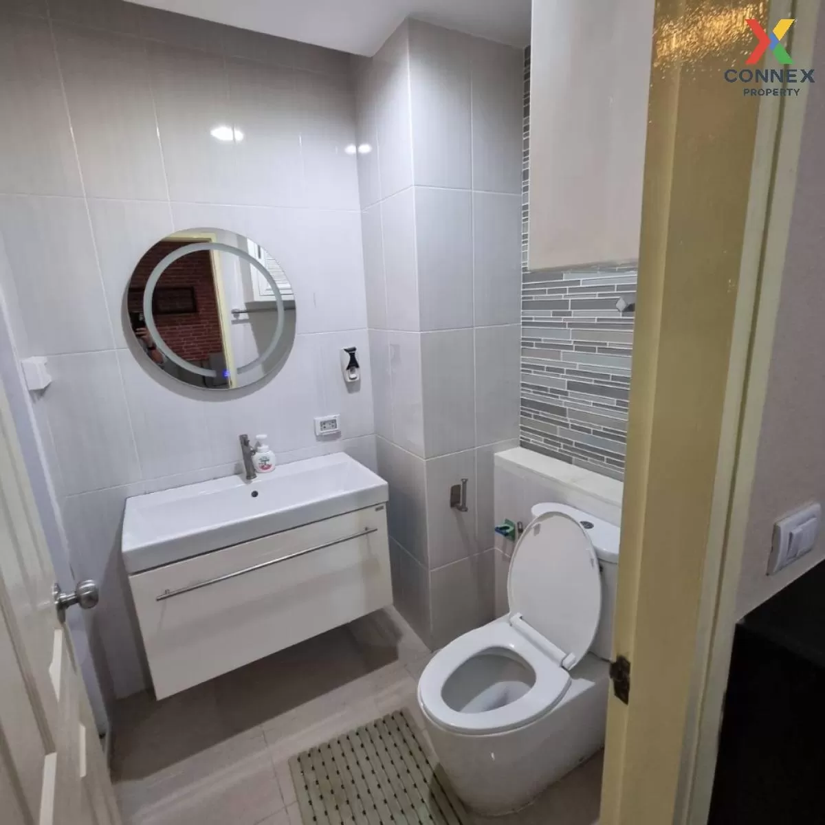 For Rent Condo , Life @ Ladprao 18 , BTS-Ha Yaek Lat Phrao , Chom