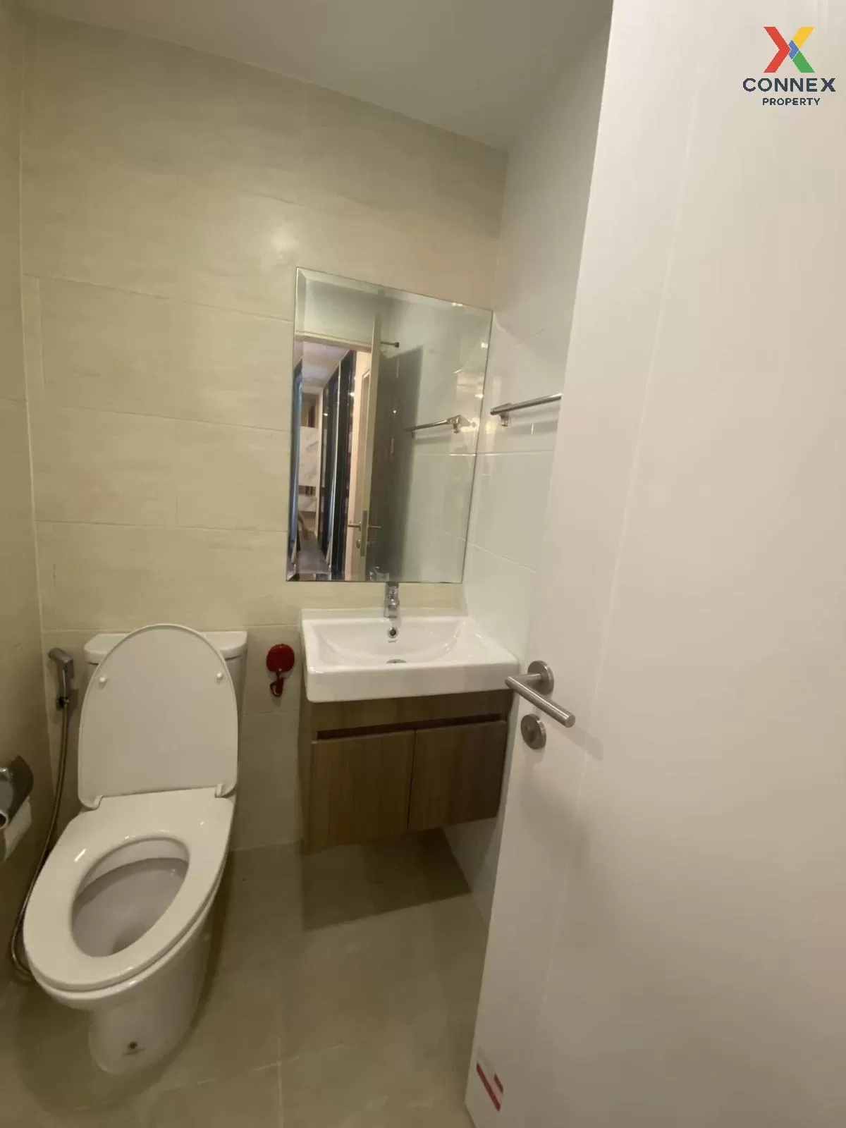 For Rent Condo , Brown Condo Huaikwang , MRT-Huai Khwang , Huai K