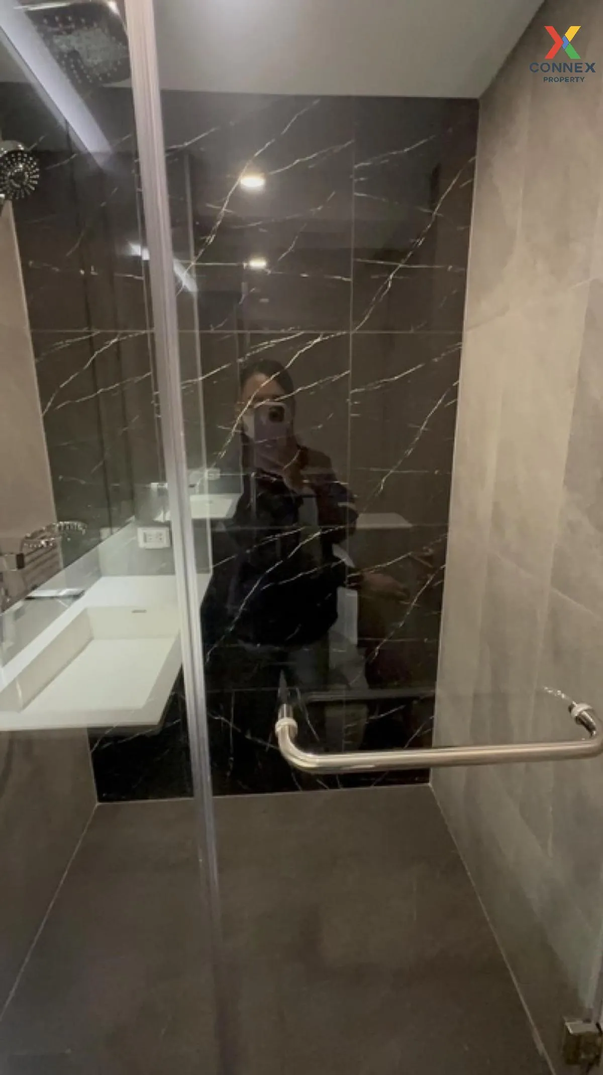 ขายคอนโด  ไซมิส พระราม 9 (แลนด์มาร์ค @MRTA Station) ห้วยขวาง เขต 