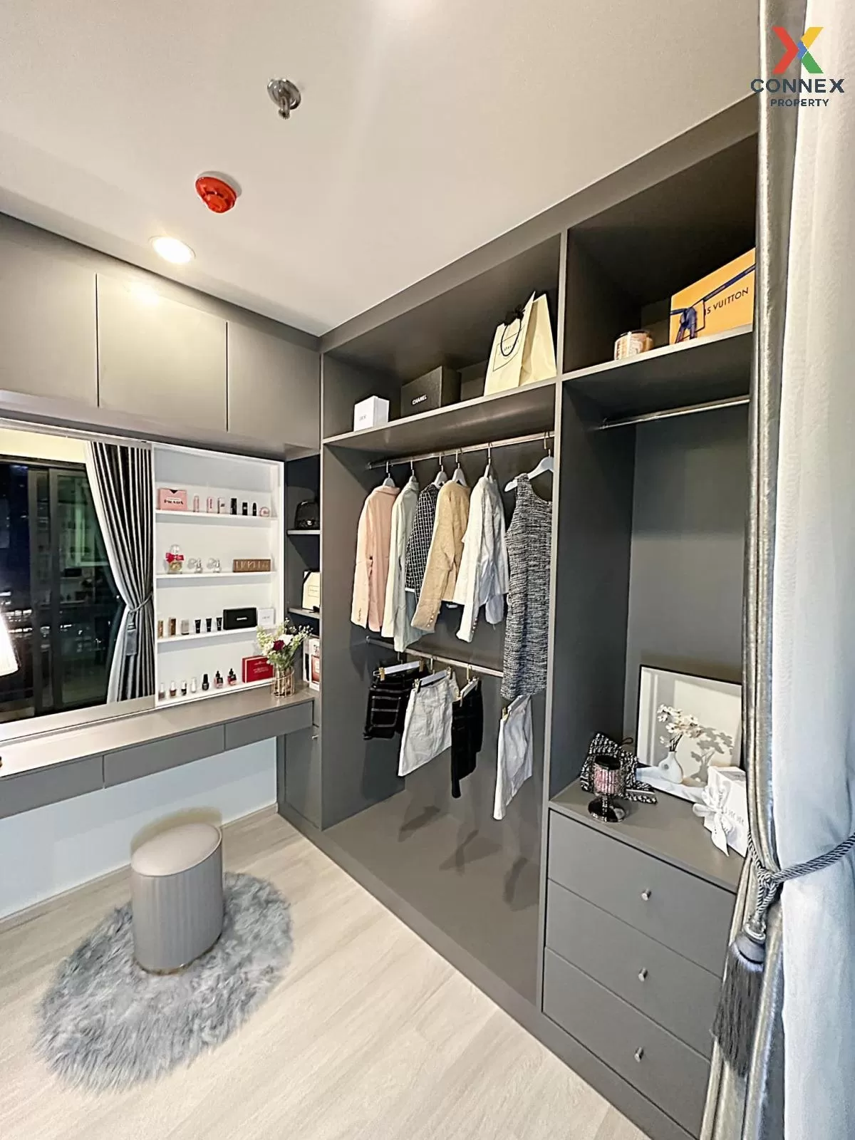 เช่าคอนโด  ไลฟ์ อโศก MRT-เพชรบุรี บางกะปิ เขต ห้วยขวาง กรุงเทพ CX