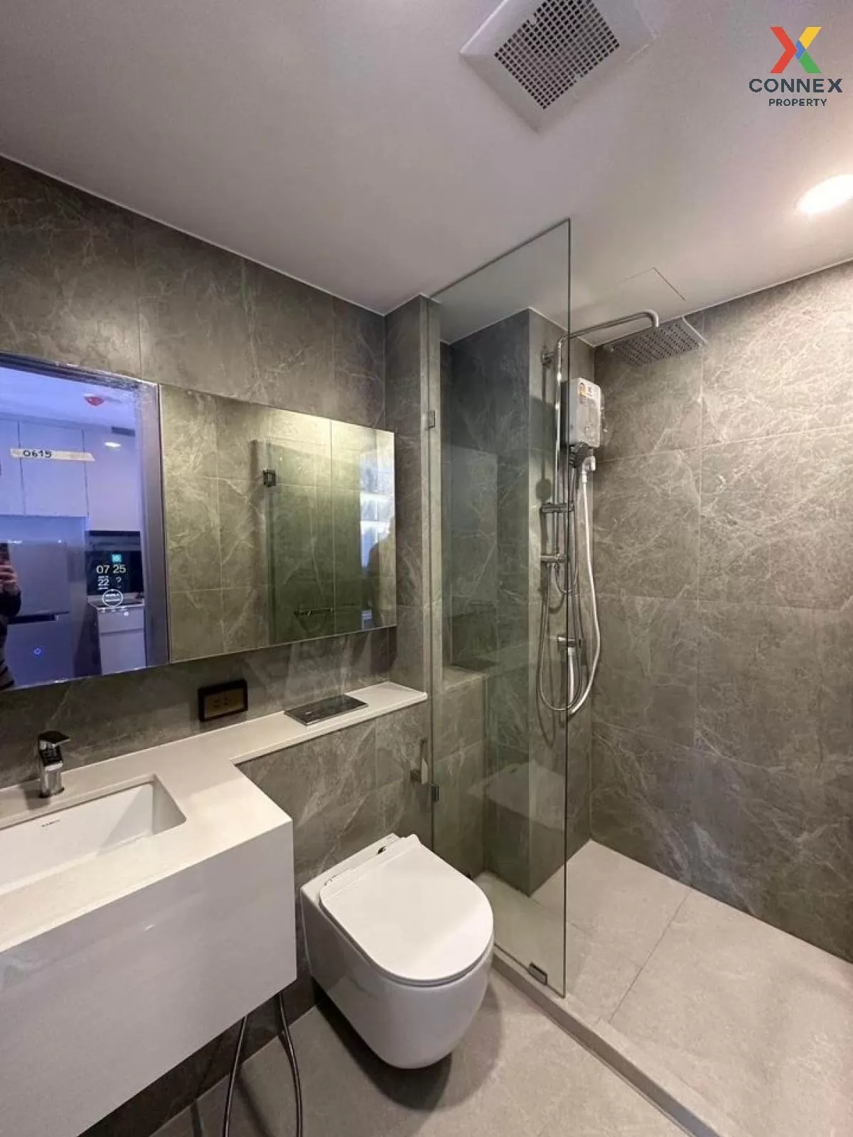 เช่าคอนโด  โซโห​ แบงค็อก​ รัชดา MRT-ห้วยขวาง ห้วยขวาง เขต ห้วยขวา