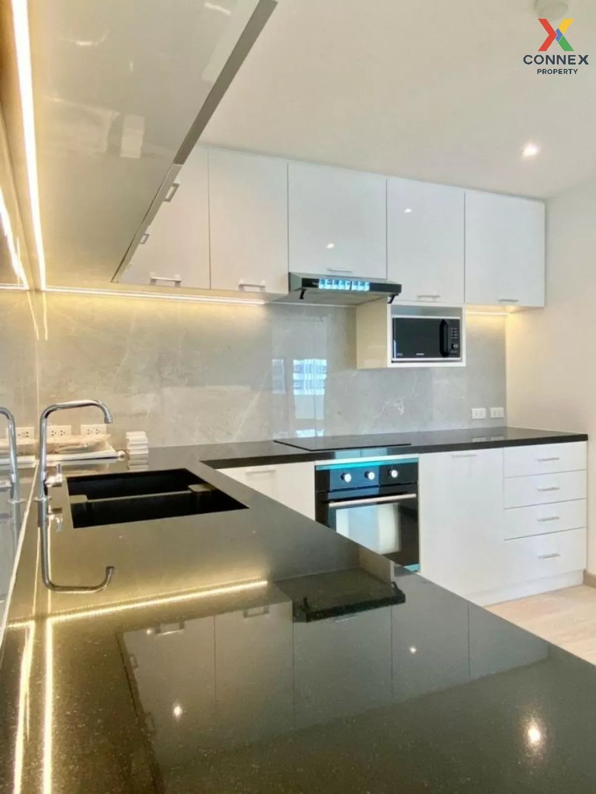 For Rent Condo , Silom Condominium , BTS-Sala Daeng , Silom , Ban