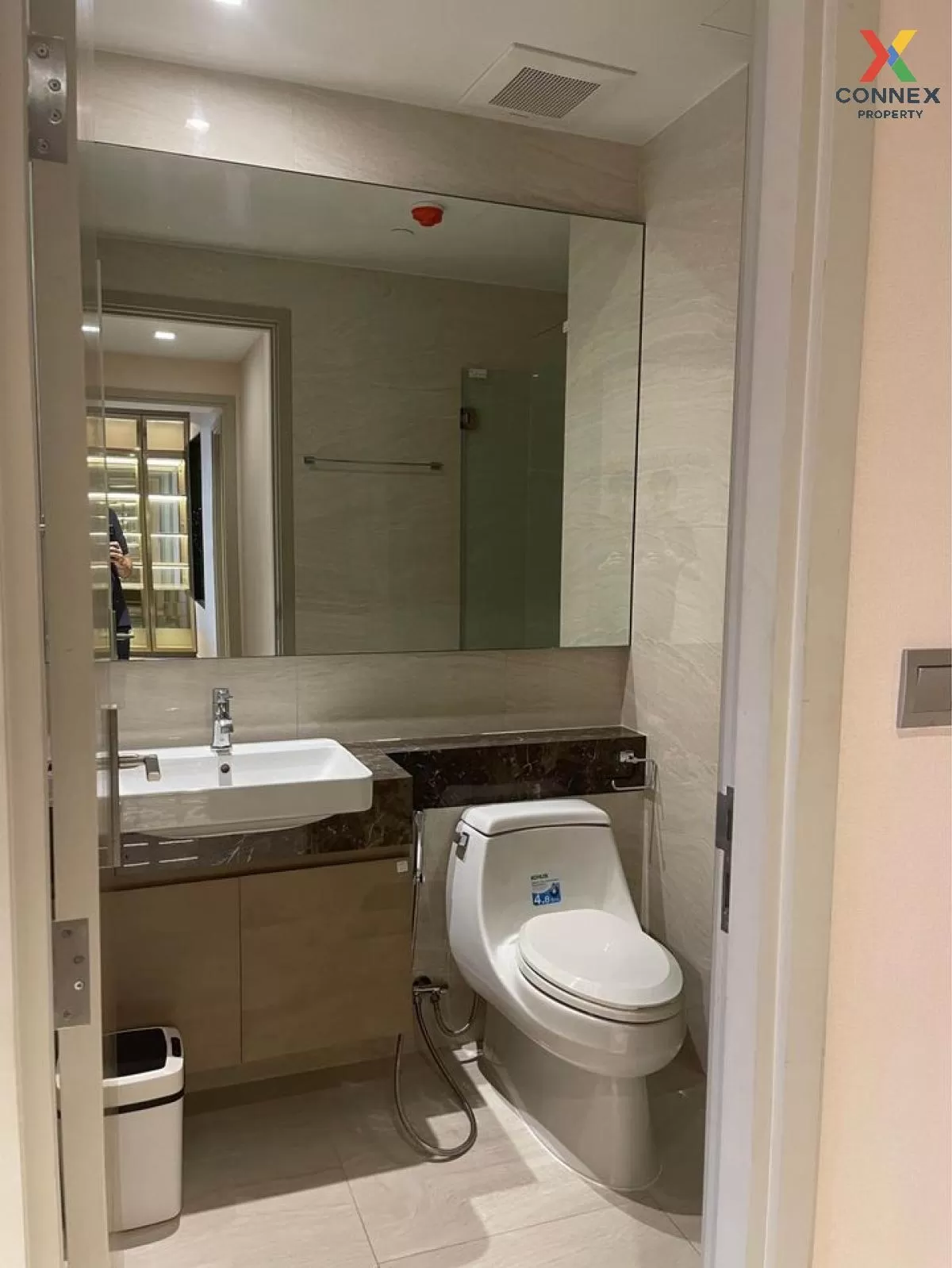 เช่าคอนโด  แอซตัน สีลม BTS-ช่องนนทรี สุริยวงศ์ เขต บางรัก กรุงเทพ