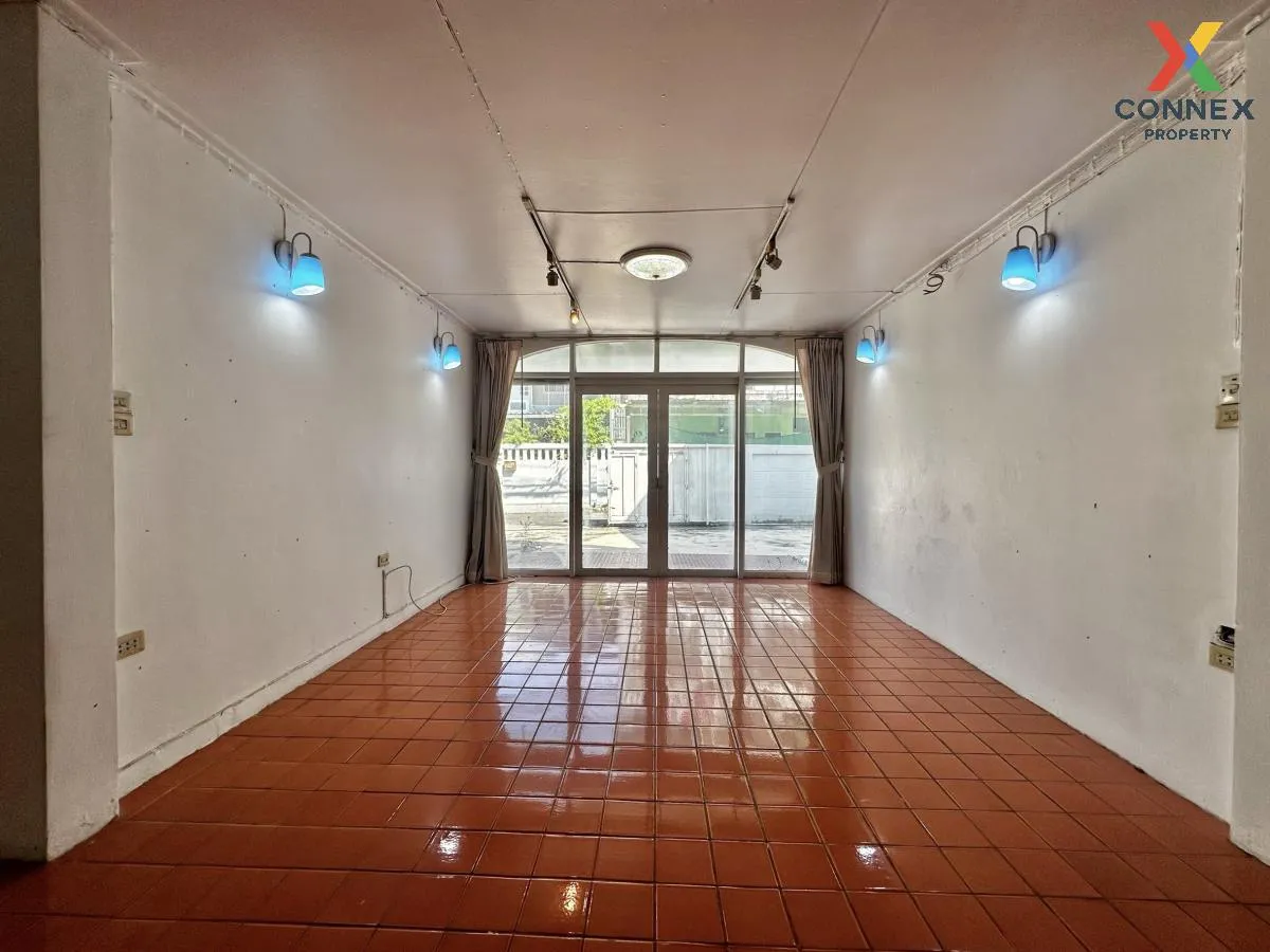 For Sale  single house 2-storey, Rama 5 road, Soi Santisuk , Than