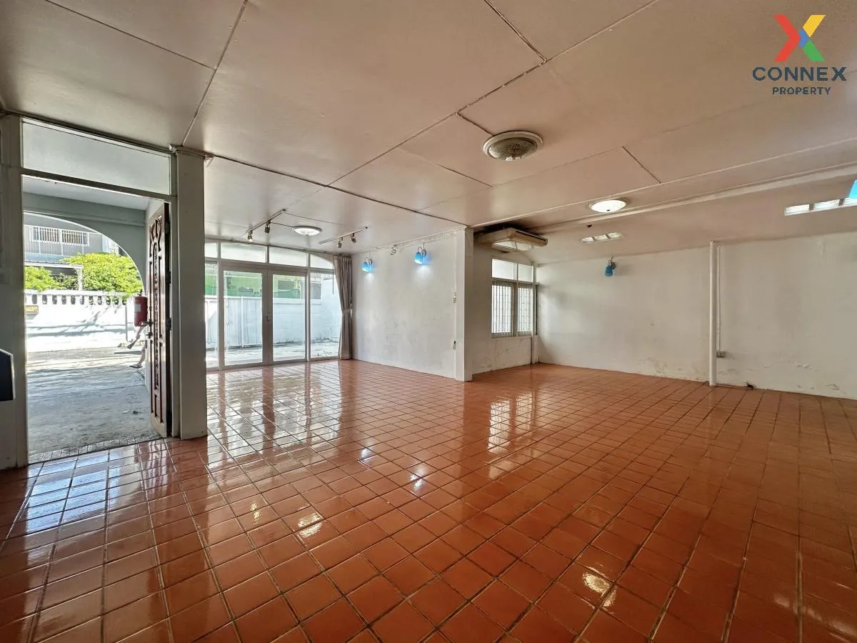 For Sale  single house 2-storey, Rama 5 road, Soi Santisuk , Than