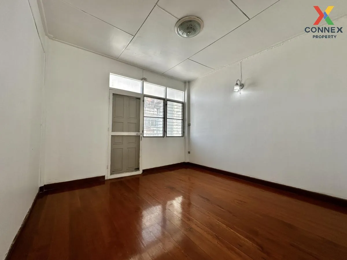 For Sale  single house 2-storey, Rama 5 road, Soi Santisuk , Than