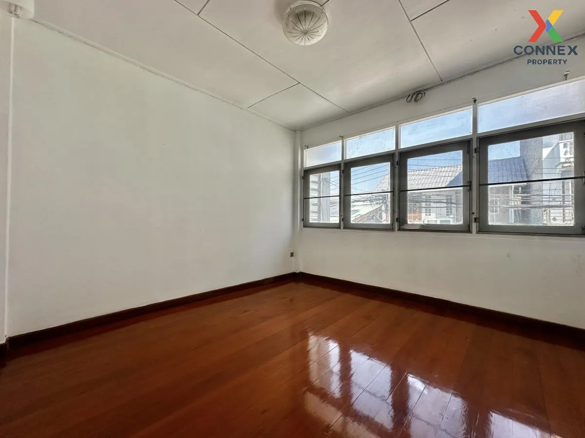 For Sale  single house 2-storey, Rama 5 road, Soi Santisuk , Than