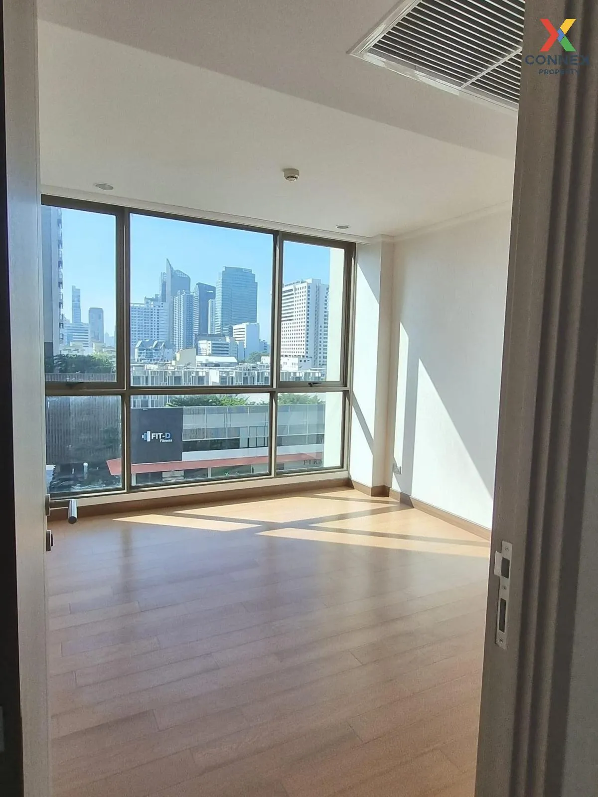 ขายคอนโด  ศุภาลัย โอเรียนทัล สุขุมวิท 39 MRT-เพชรบุรี คลองตันเหนื