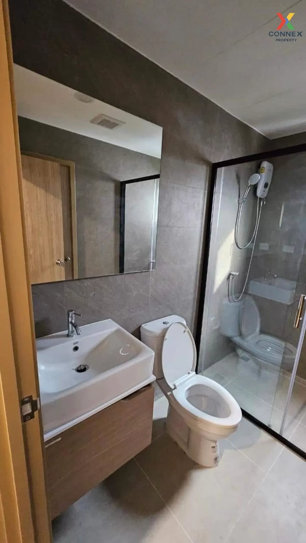 เช่าคอนโด  เดอะ ลิฟวิ่น เพชรเกษม MRT-ภาษีเจริญ บางหว้า เขต ภาษีเจ