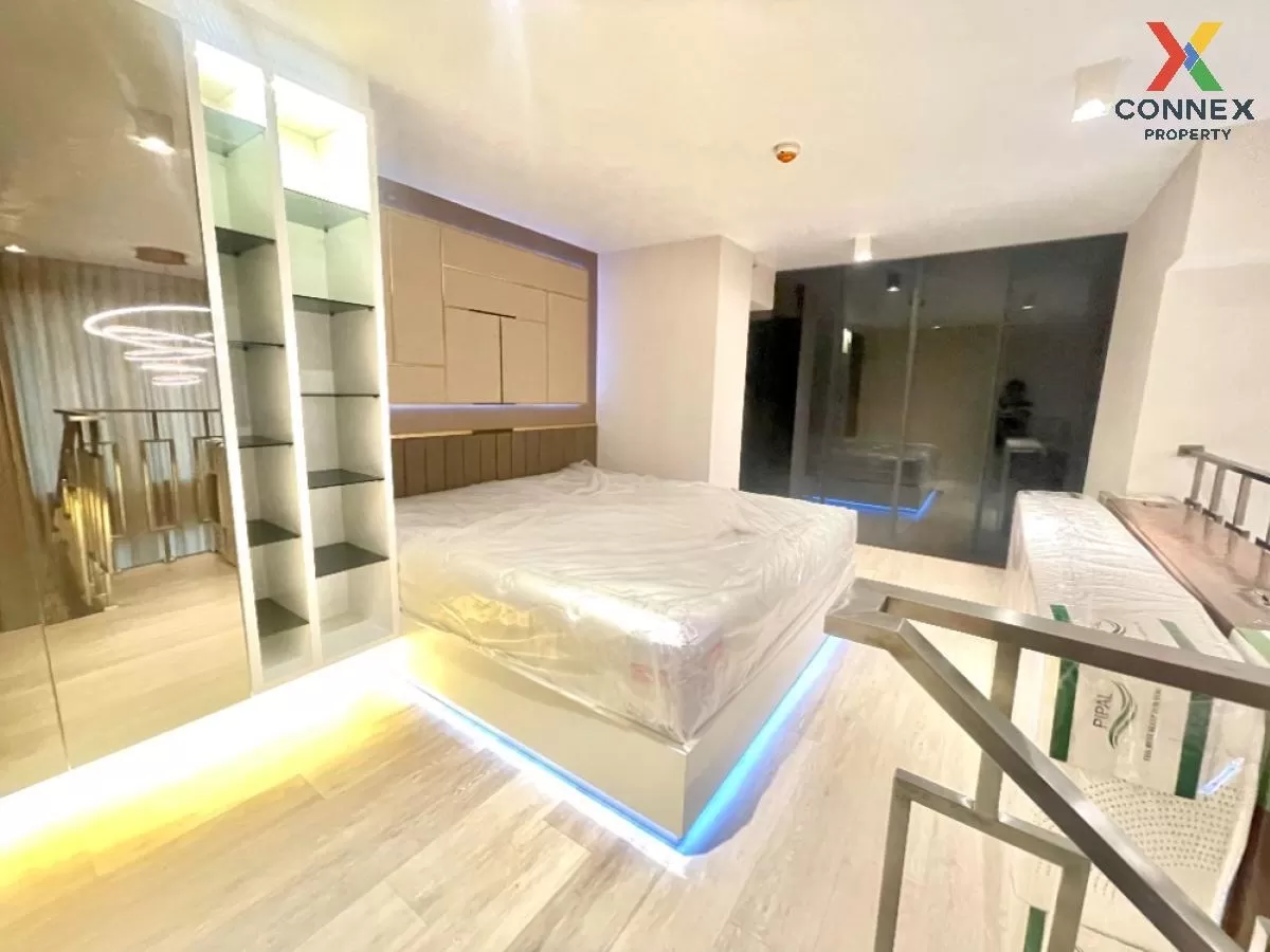 For Sale Condo , The Lofts Silom , Duplex , BTS-Surasak , Silom ,