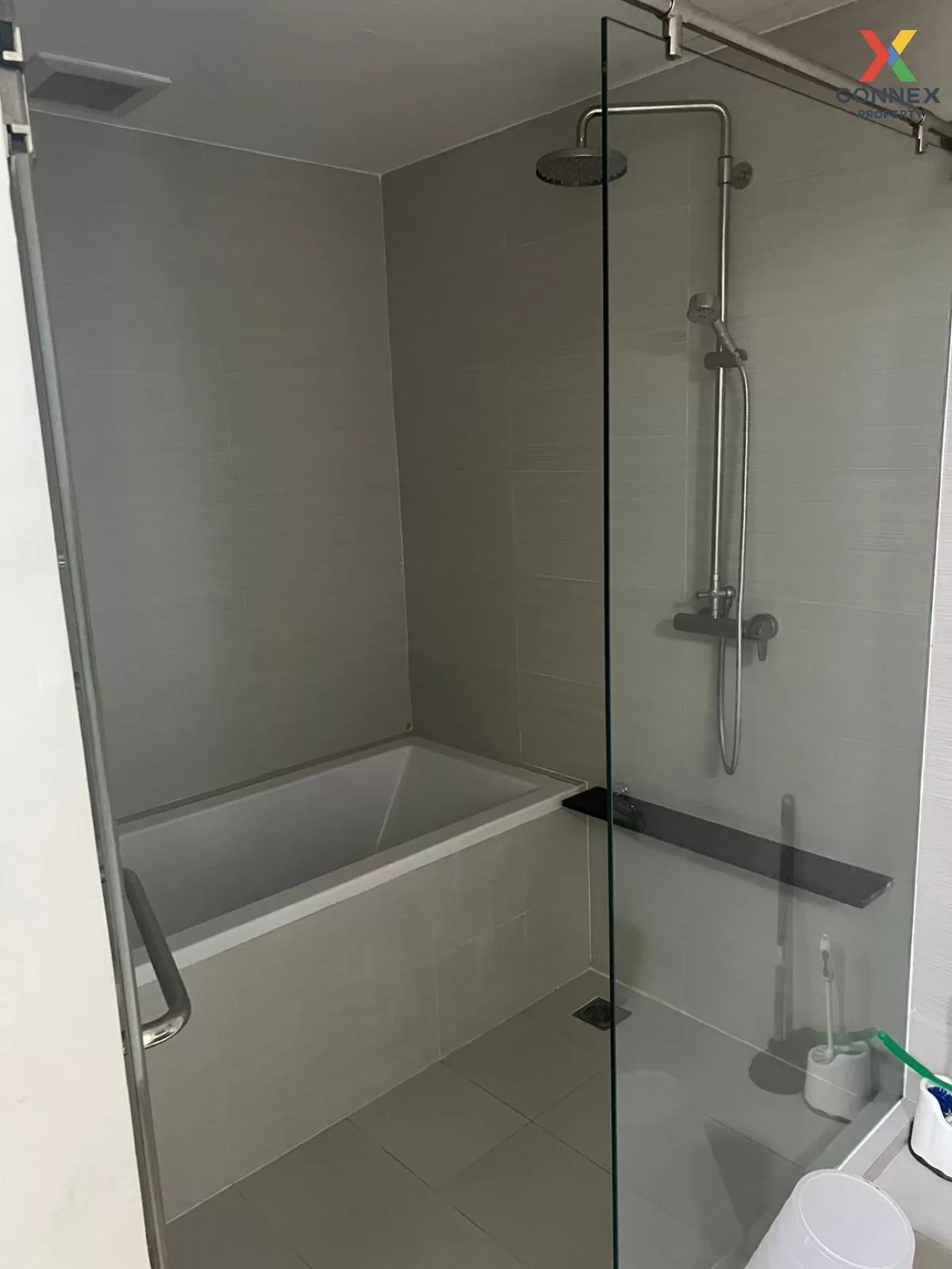 เช่าคอนโด  อิสสระ แอท 42 สุขุมวิท BTS-เอกมัย พระโขนง เขต คลองเตย 