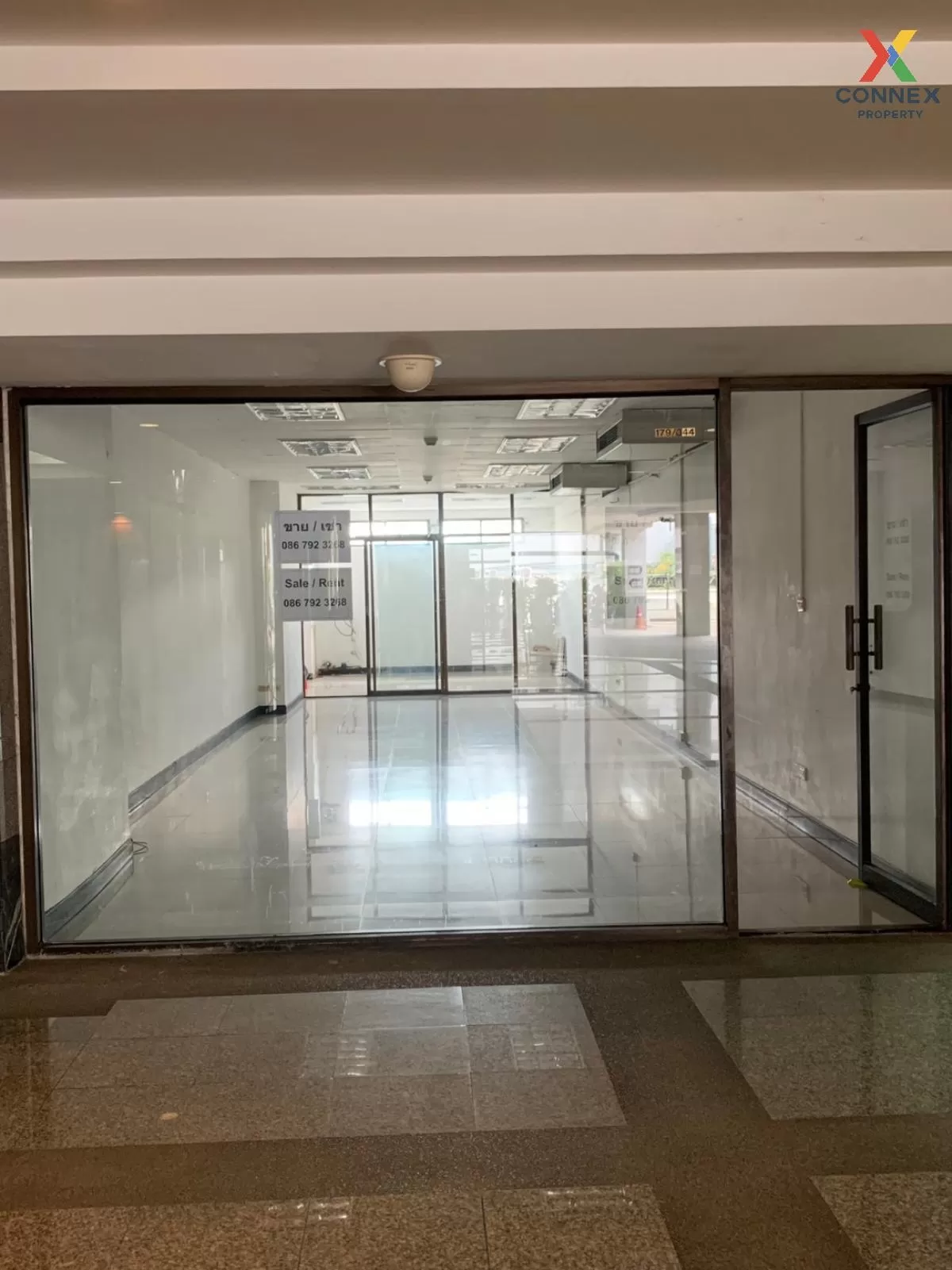 For Sale Office , Supalai Place Sukhumvit 39 , BTS-Phrom Phong ,  4
