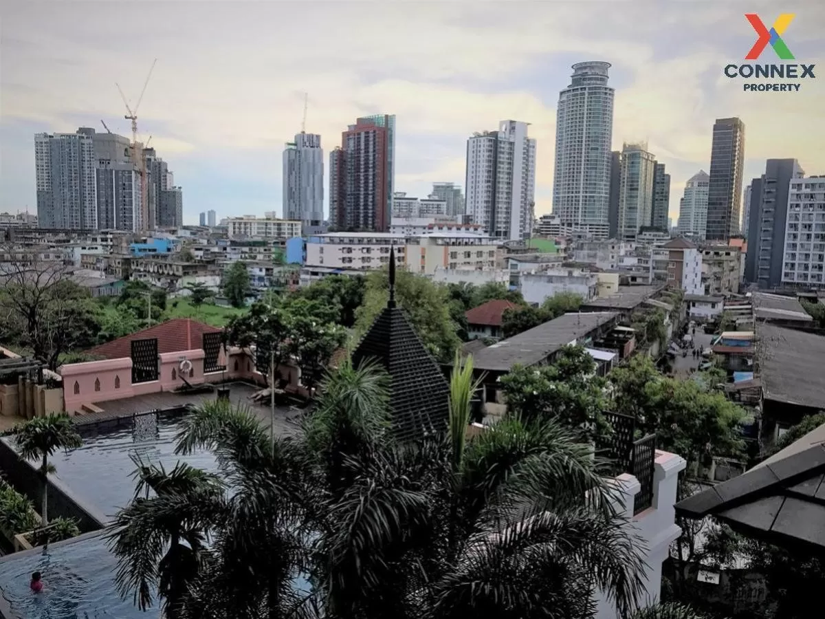 For Sale Condo , Vista Garden , corner unit , BTS-Phra Khanong , 