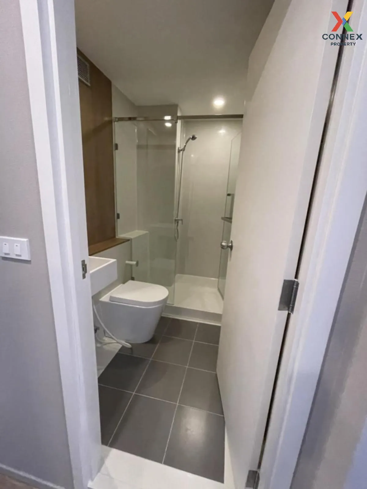 เช่าคอนโด  บลอสซั่ม คอนโด แอท สาทร - เจริญราษฎร์ BTS-สุรศักดิ์ ทุ