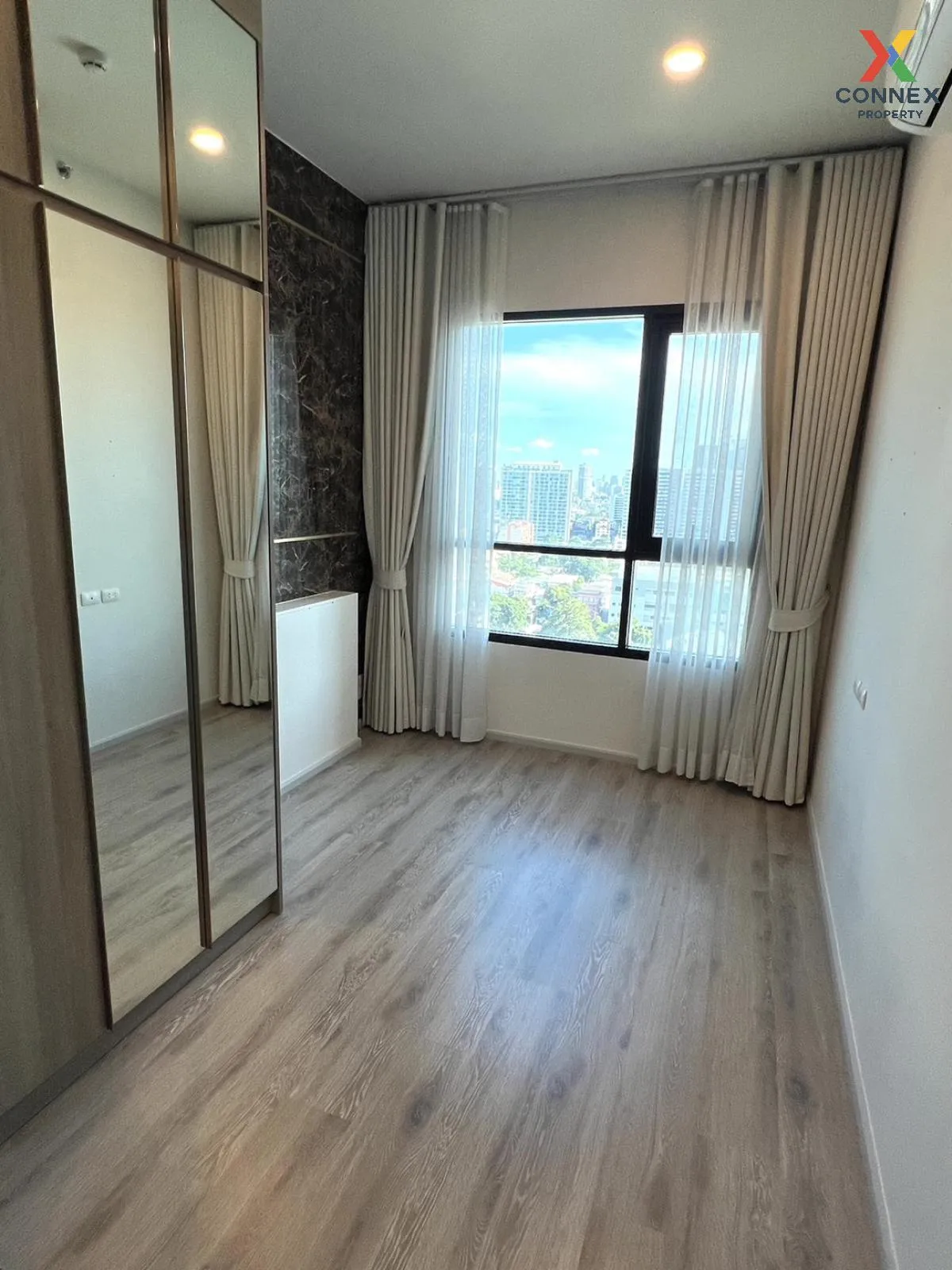 For Sale Condo , KnightsBridge Prime Ratchayothin , nice view , h For Sale Condo , KnightsBridge Prime Ratchayothin , nice view , h