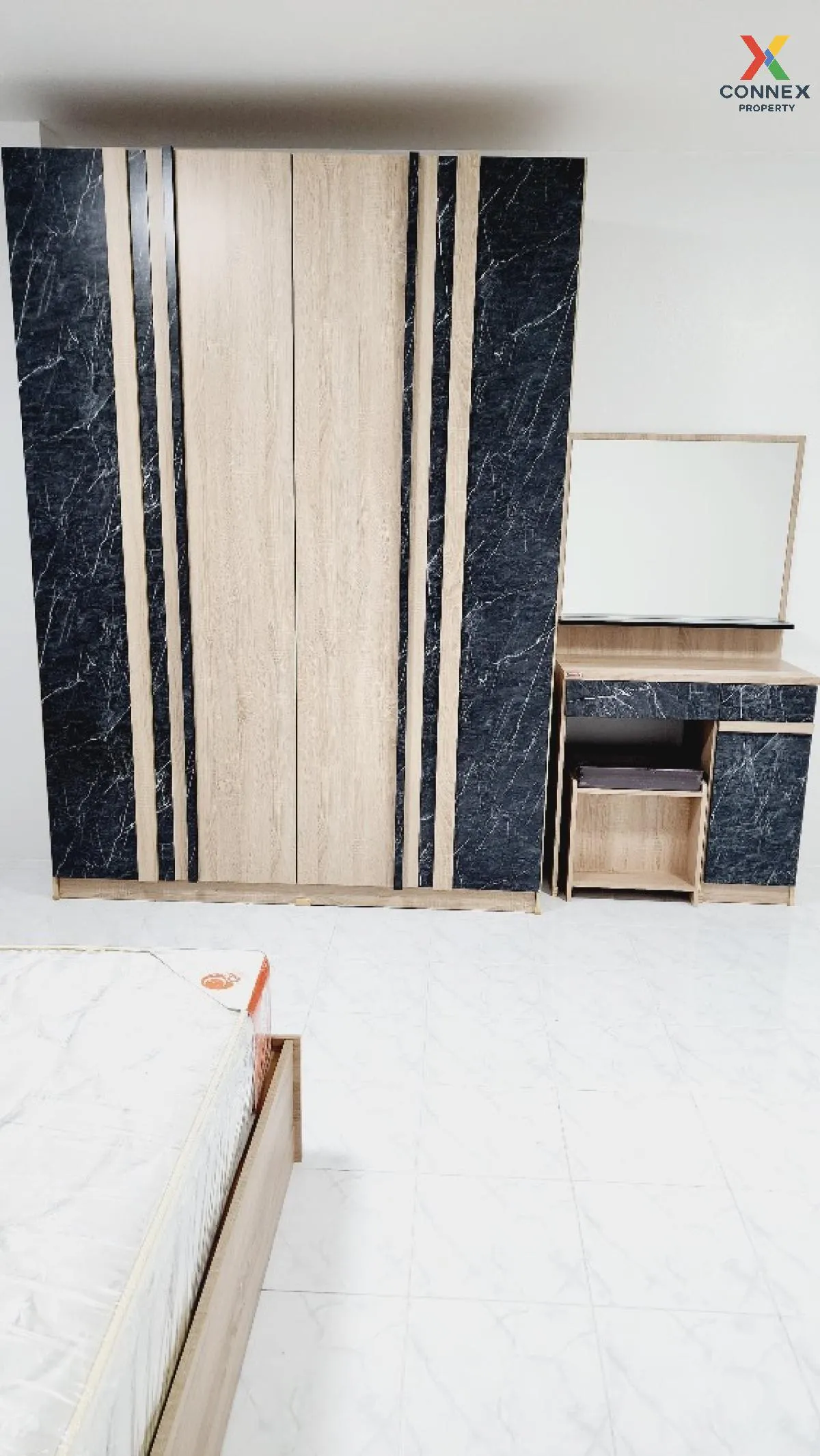 ขายคอนโด  รอยัลทาวเวอร์ 3 สามเสนใน เขต พญาไท กรุงเทพ CX-89388 ขายคอนโด  รอยัลทาวเวอร์ 3 สามเสนใน เขต พญาไท กรุงเทพ CX-89388 3