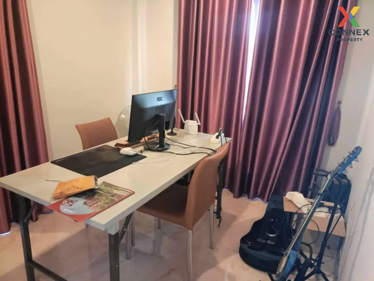 For Sale Townhouse/Townhome  , Baan Sintawee Thianthale 2 , Samae 4